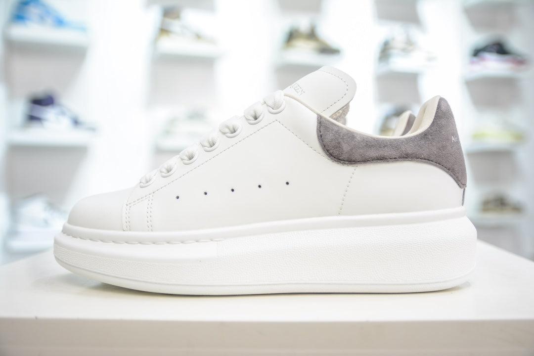 Alexander McQueen Oversized Sneakers - Luxury Low-Top Casual Sports Shoes