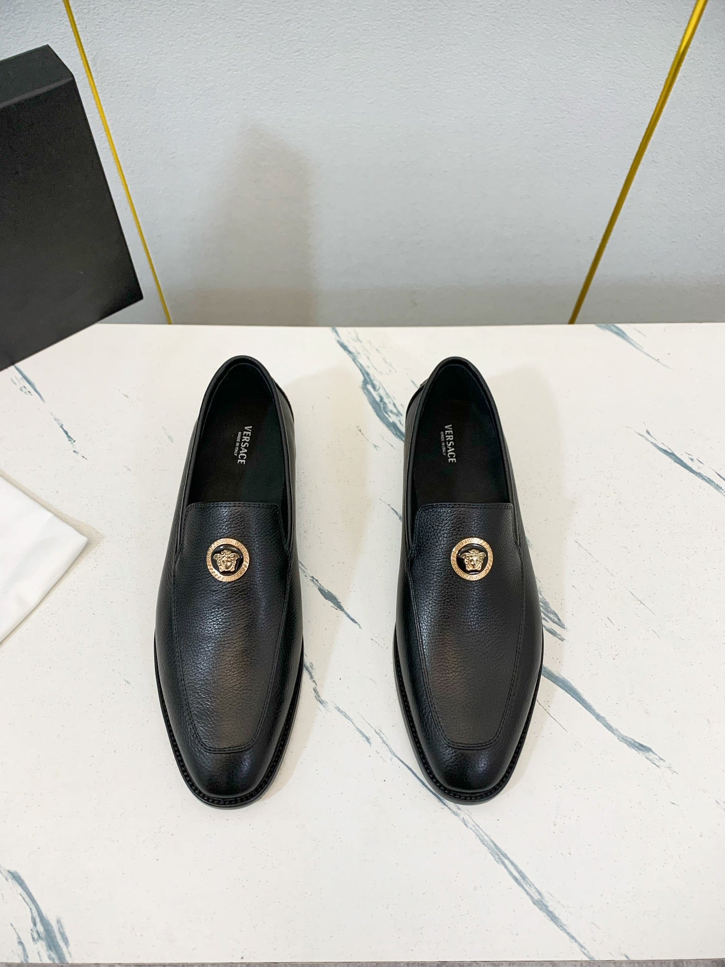 Versace Men's Classic Leather Business Shoes