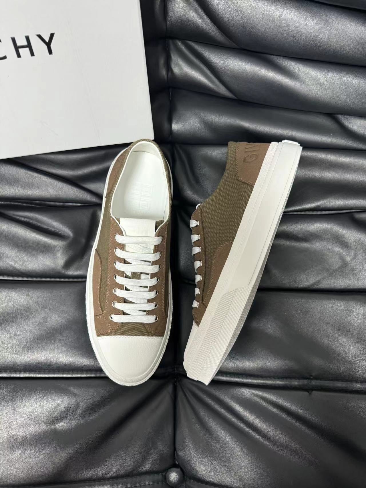 Givenchy High-End Nappa Calfskin & Denim Sneakers