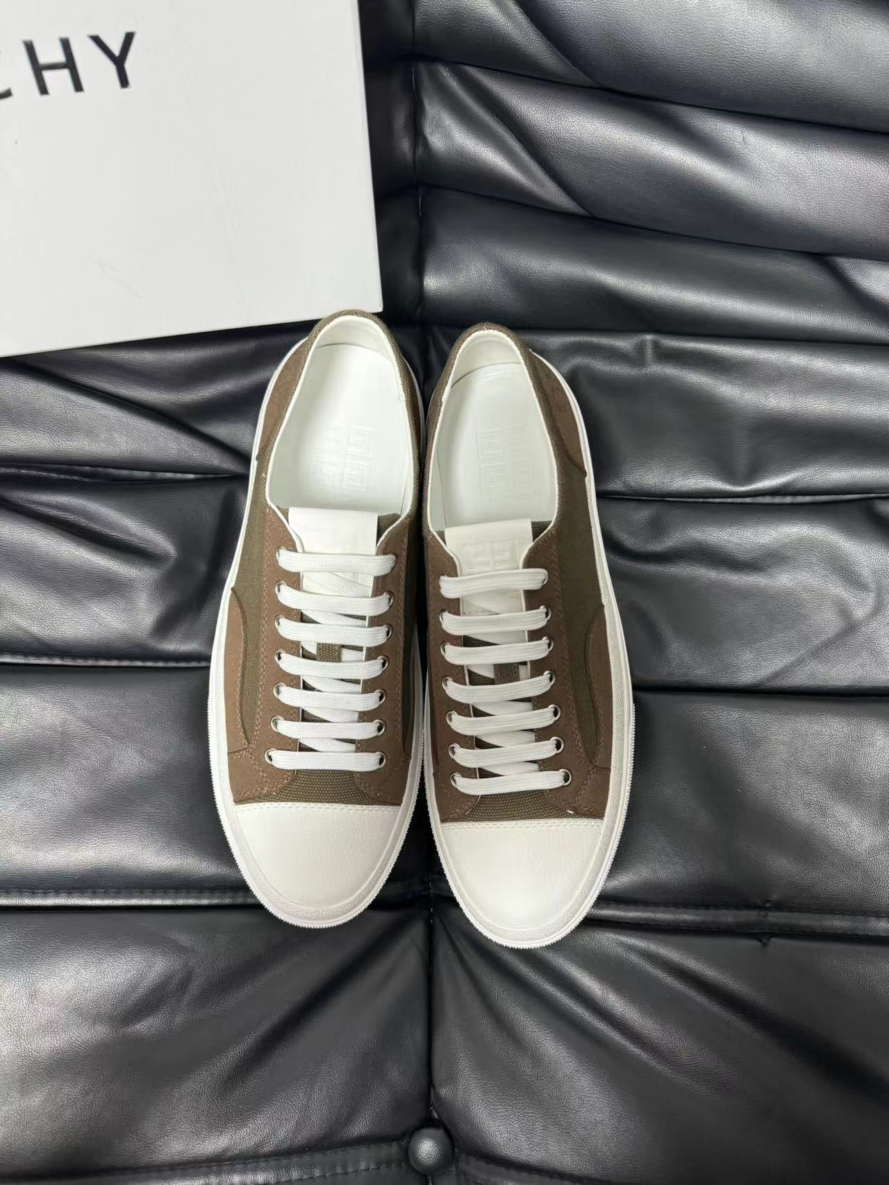 Givenchy High-End Nappa Calfskin & Denim Sneakers