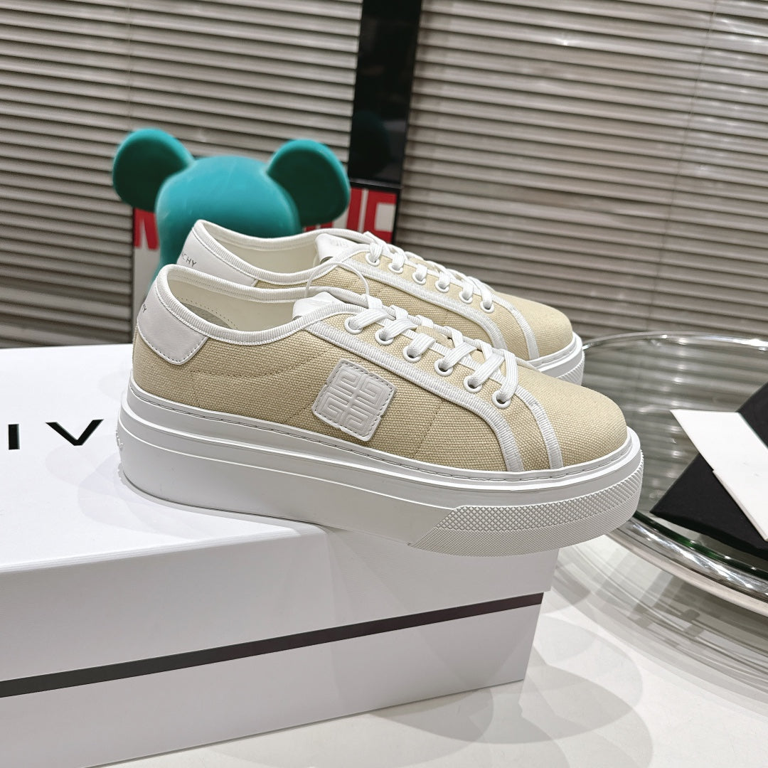 Givenchy City Casual Sneakers for Couples - Stylish Low-Top Lace-Up Shoes