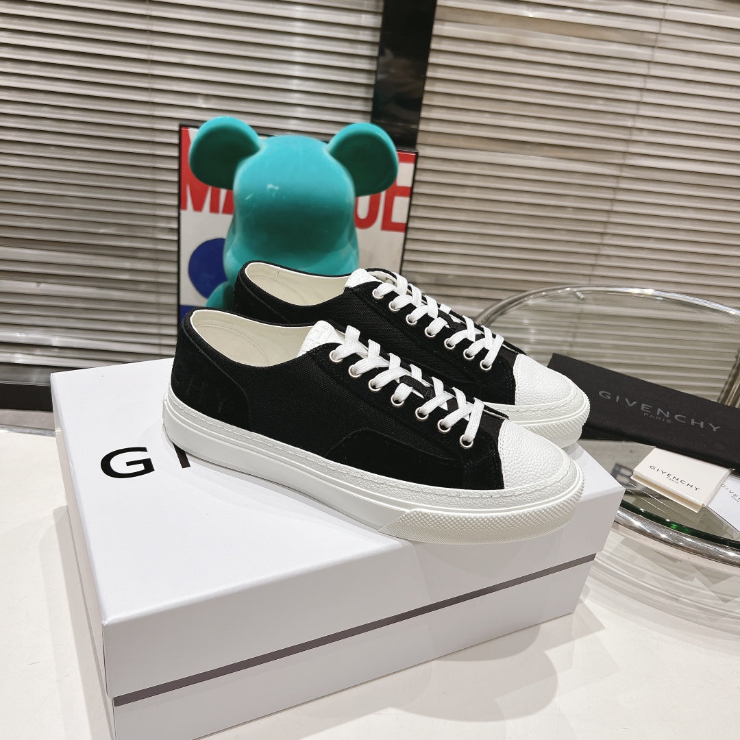 Givenchy Logo City Series Sneakers for Couples