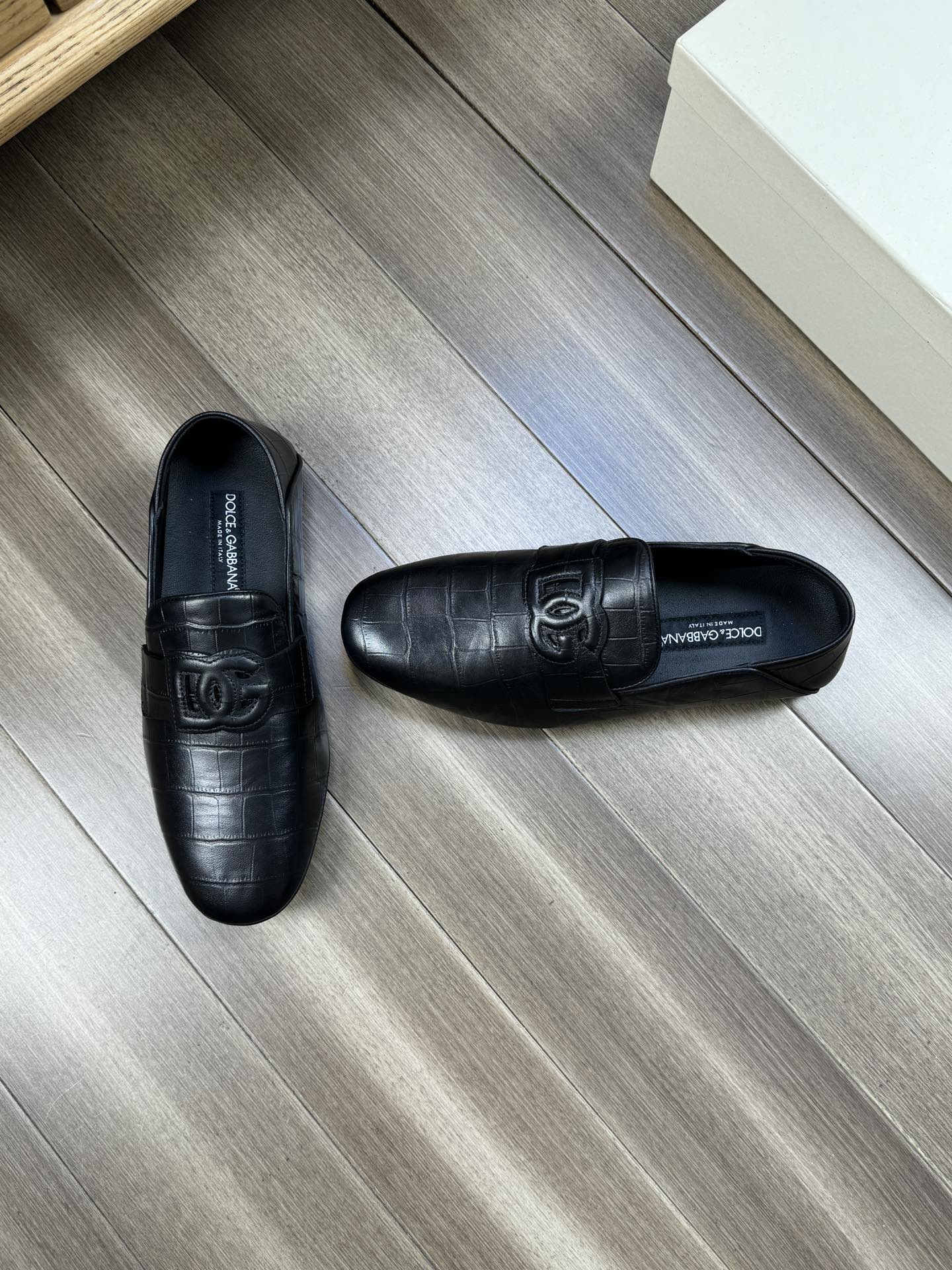 Dolce & Gabbana Luxury Stone Pattern Calfskin Shoes