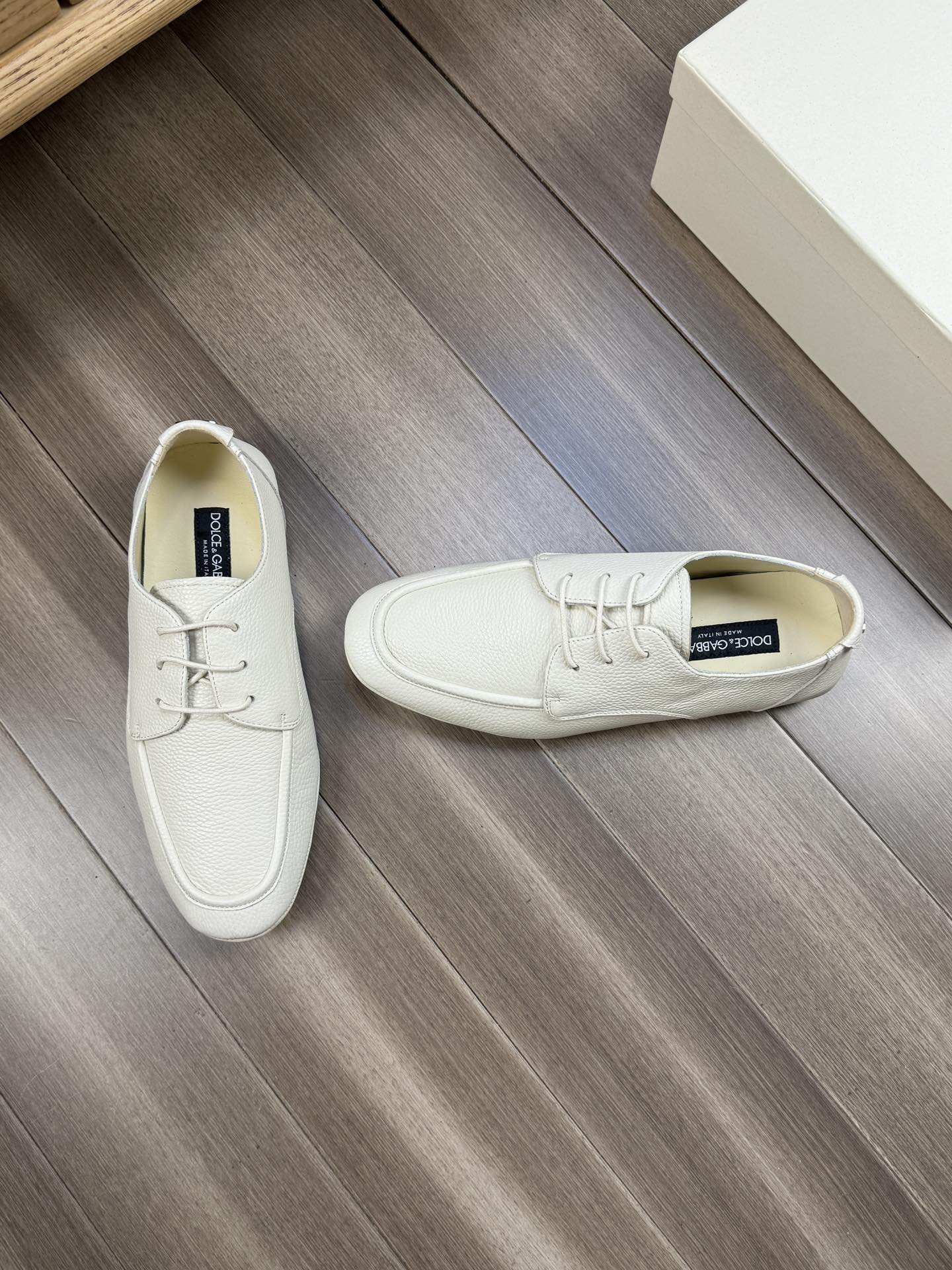 Dolce & Gabbana Premium Grained Calfskin Footwear