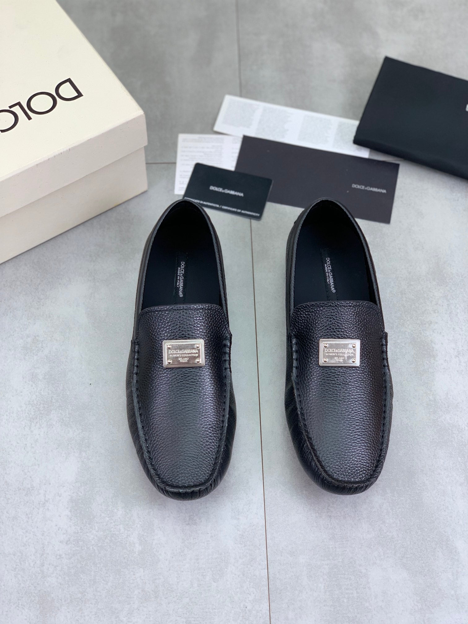 Dolce & Gabbana High-Quality DG Lazy Pea Shoes - Luxurious Comfort