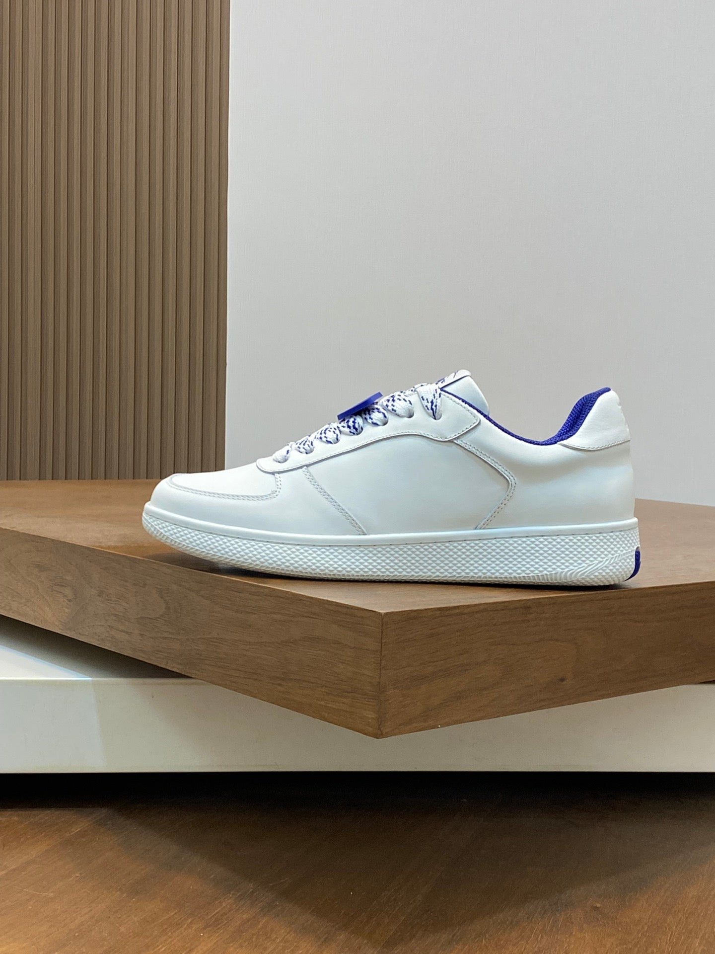 High-End Burberry Luxury Leather Shoes for Men