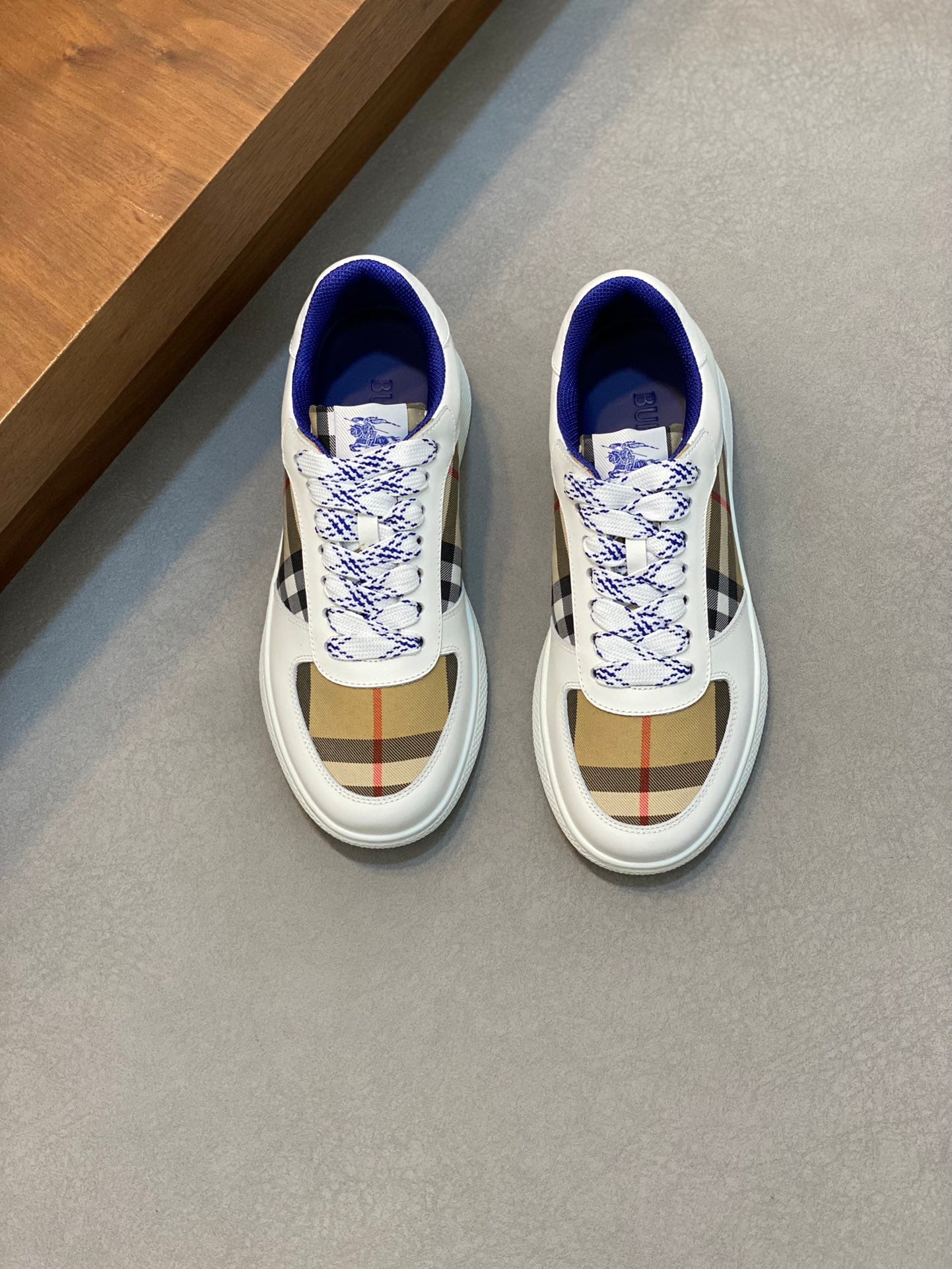 Burberry Men's Luxury Leather Sneakers