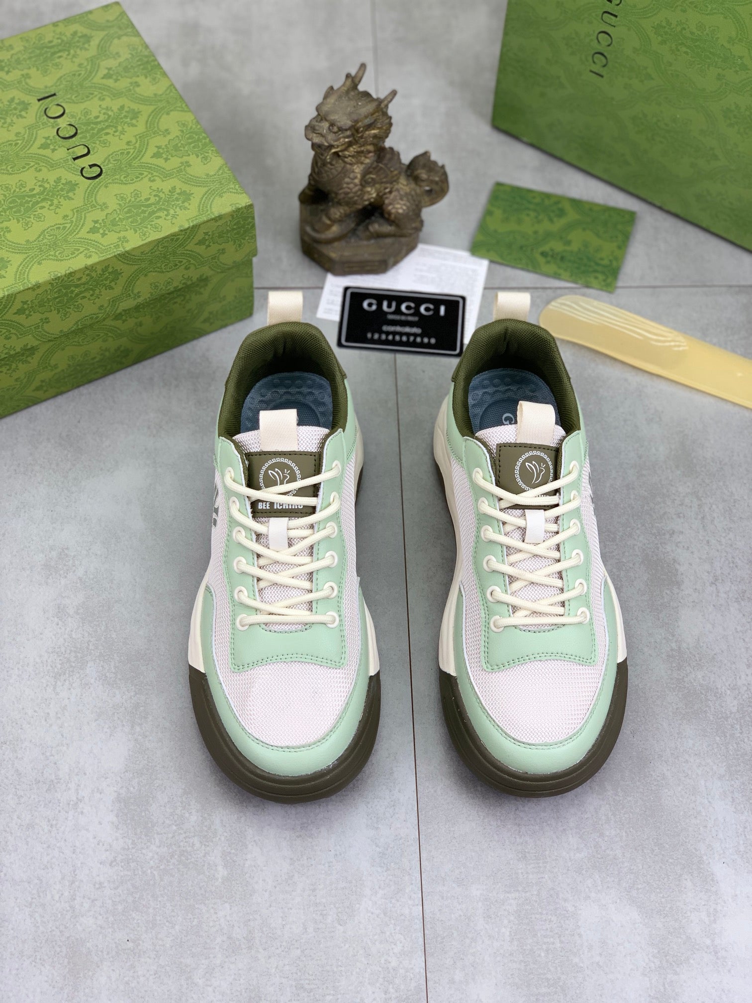 GUCCI Men's Luxury Calfskin Shoes - Stylish & Comfortable