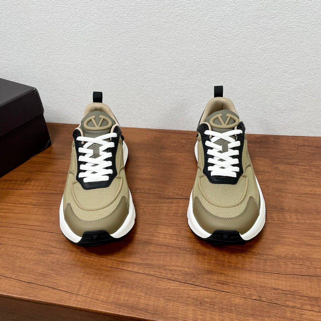 Valentino 2024 Men's Low-Top Thick-Soled Sports Shoes - Military Green