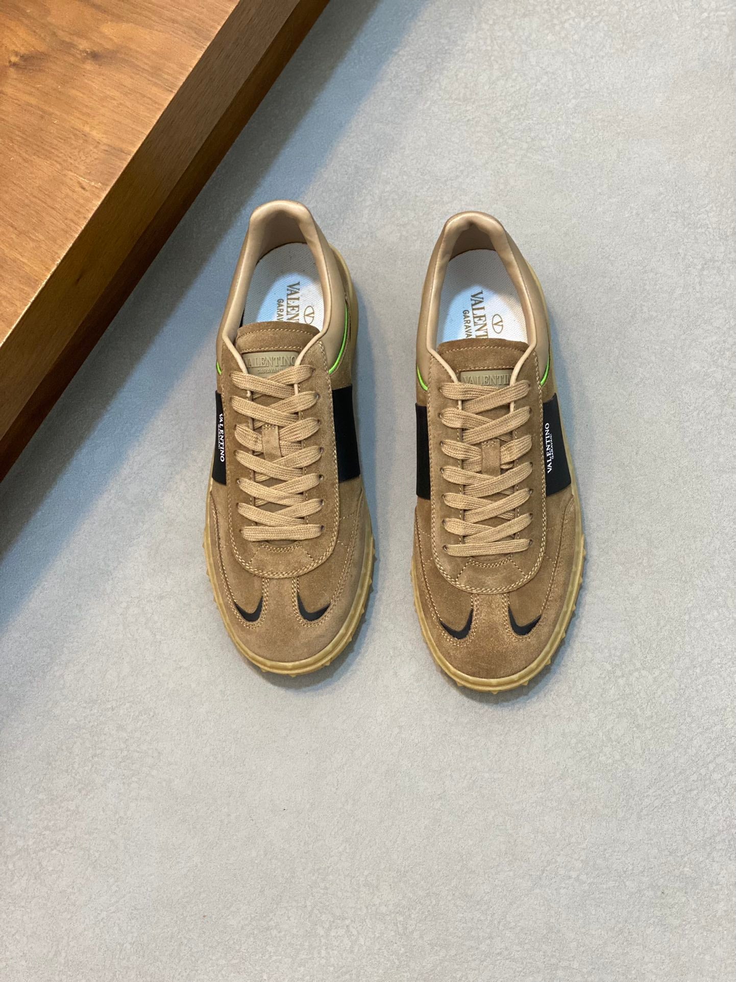 VALENTIN* Valentino Casual Sneakers for Couples - Stylish & Comfortable