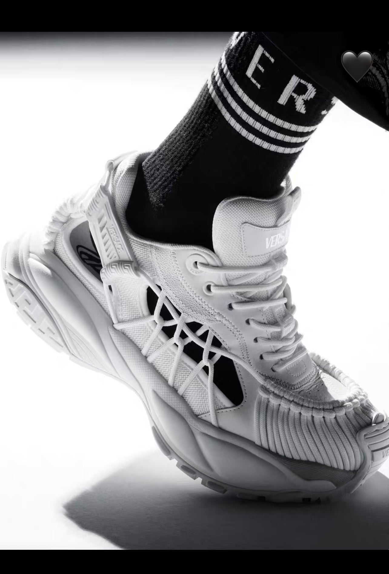 Versace Mercury Men's Sneakers â€“ Futuristic Style and Superior Comfort