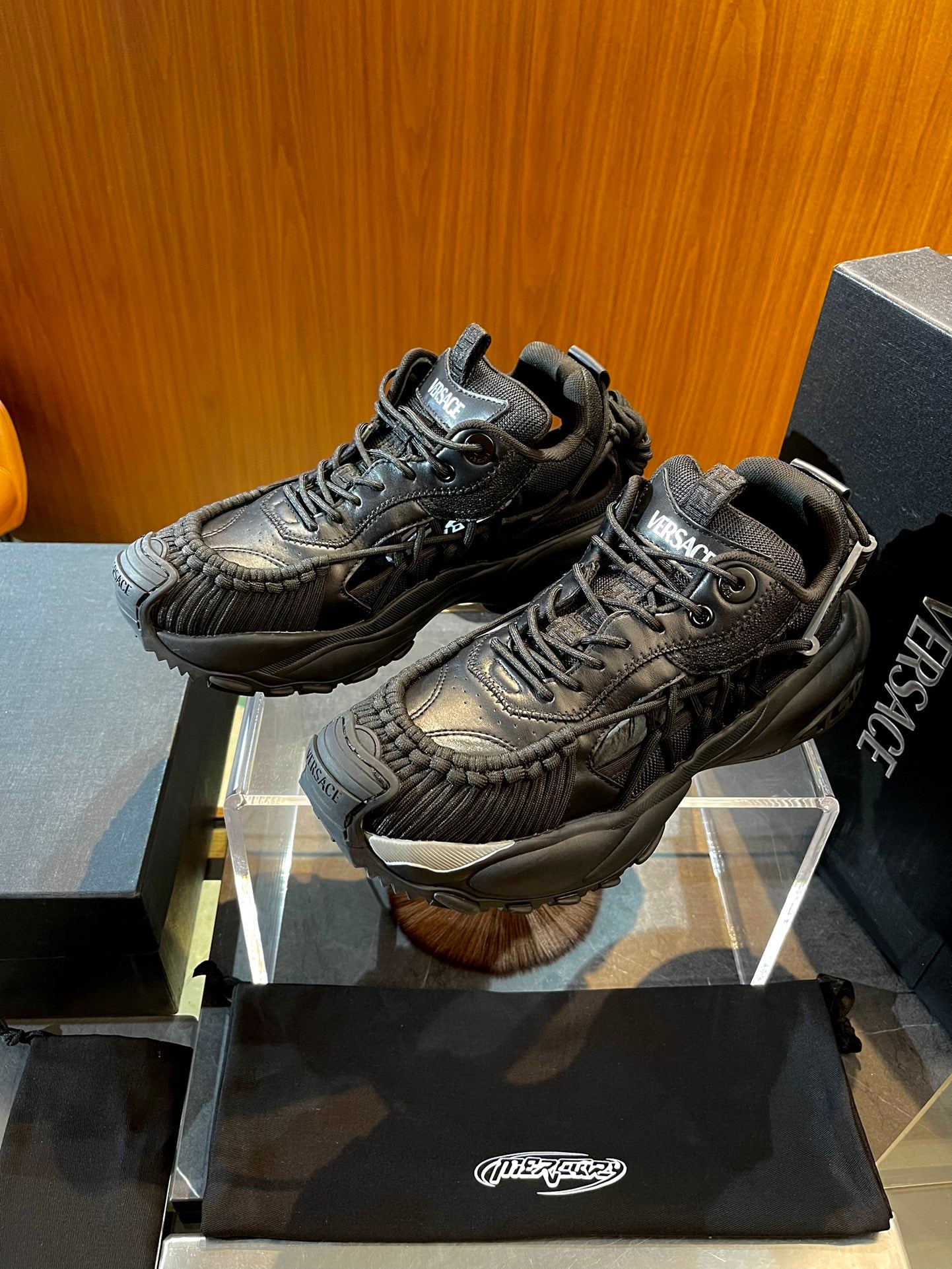 Versace Mercury Men's Sneakers - Premium Lightweight Footwear