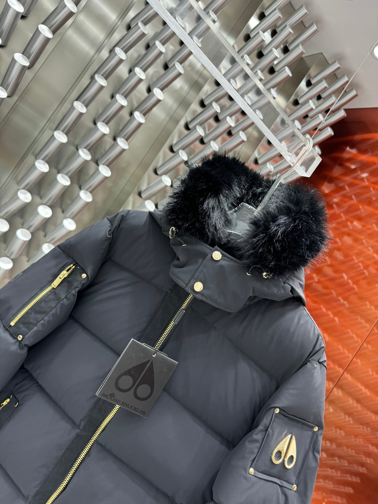 High-Performance Canadian Down Scissors Moose Knuckles Jacket