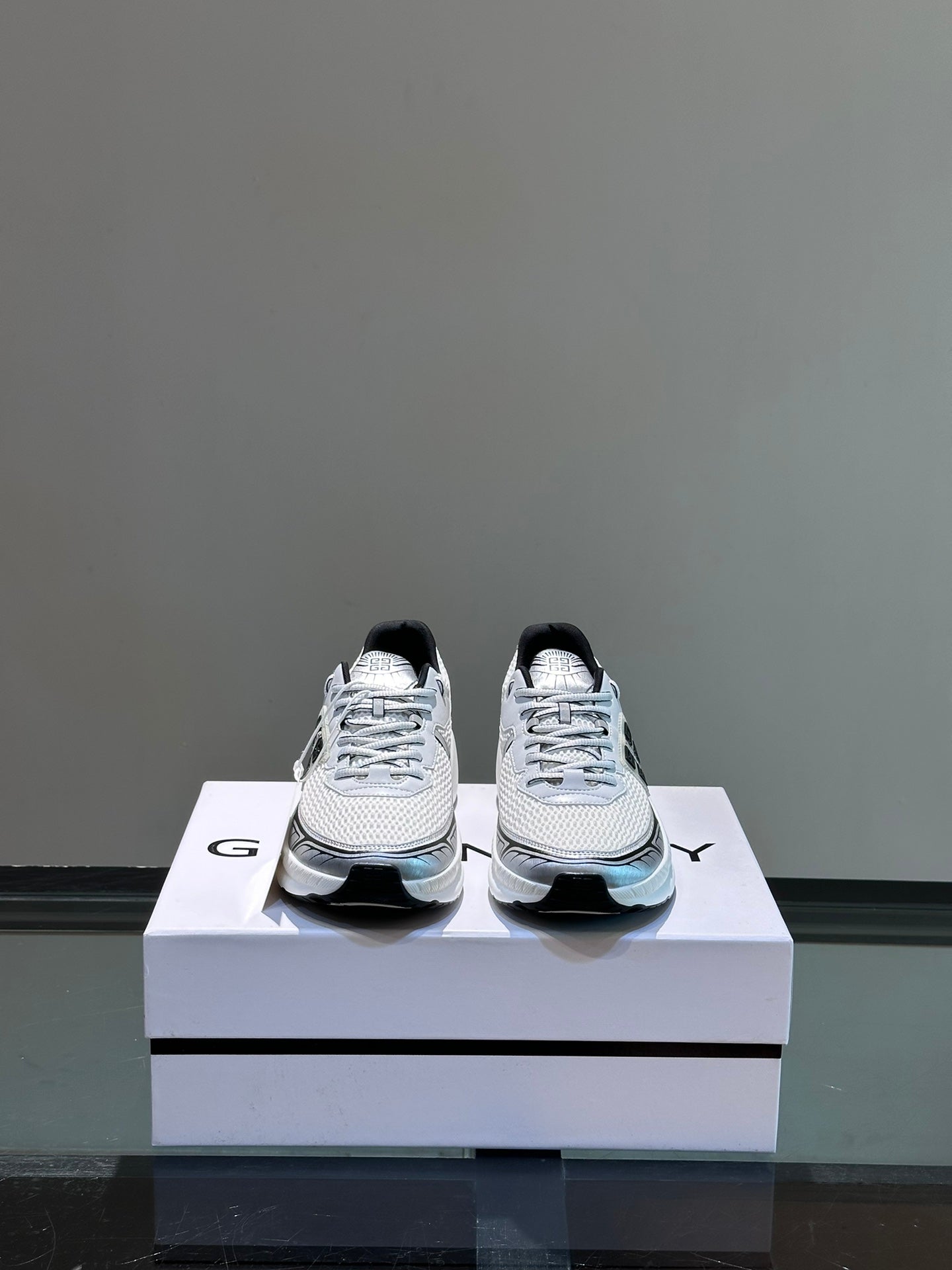 GIV 1 Men's Elevated Casual Sneakers - Stylish & Comfortable