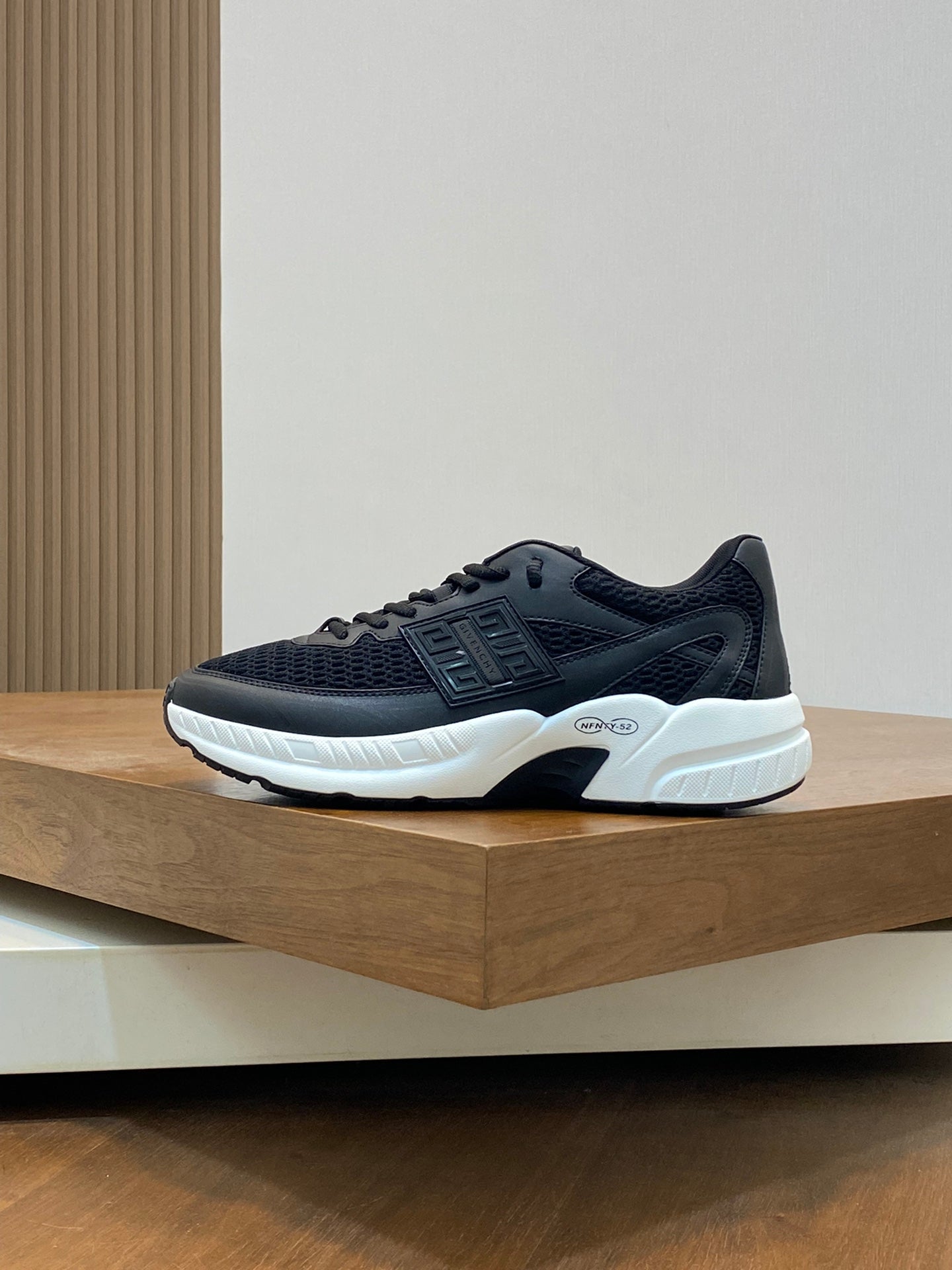 GIV 1 Menâ€™s Casual Elevated Sneakers - Stylish & Comfortable