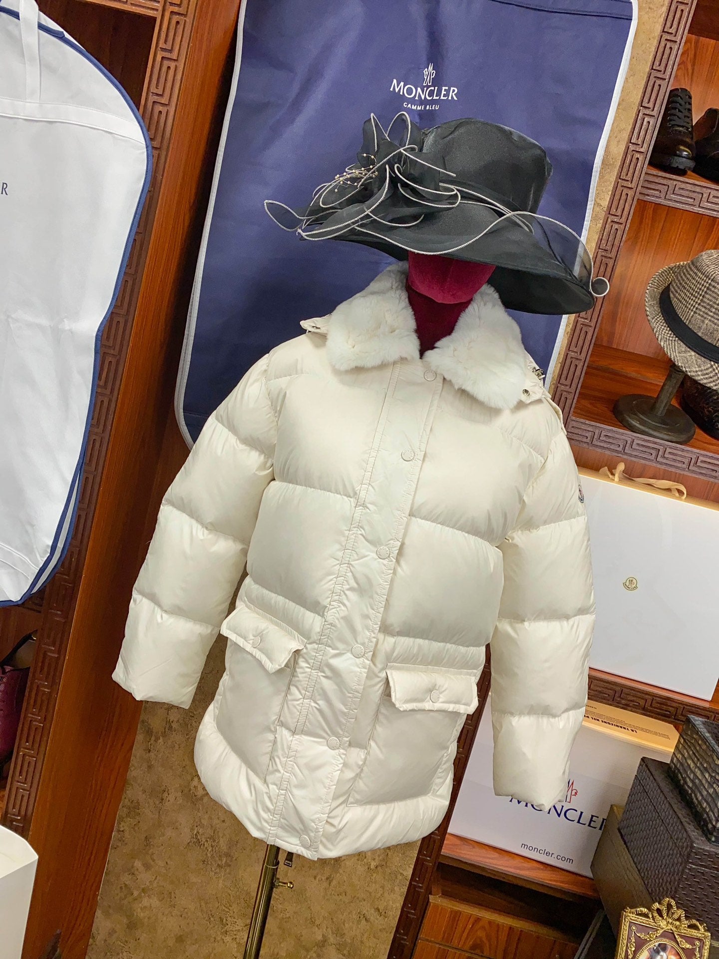 Women's Moncler Rex Rabbit Fur Collar Down Jacket â€“ Luxurious Khaki White