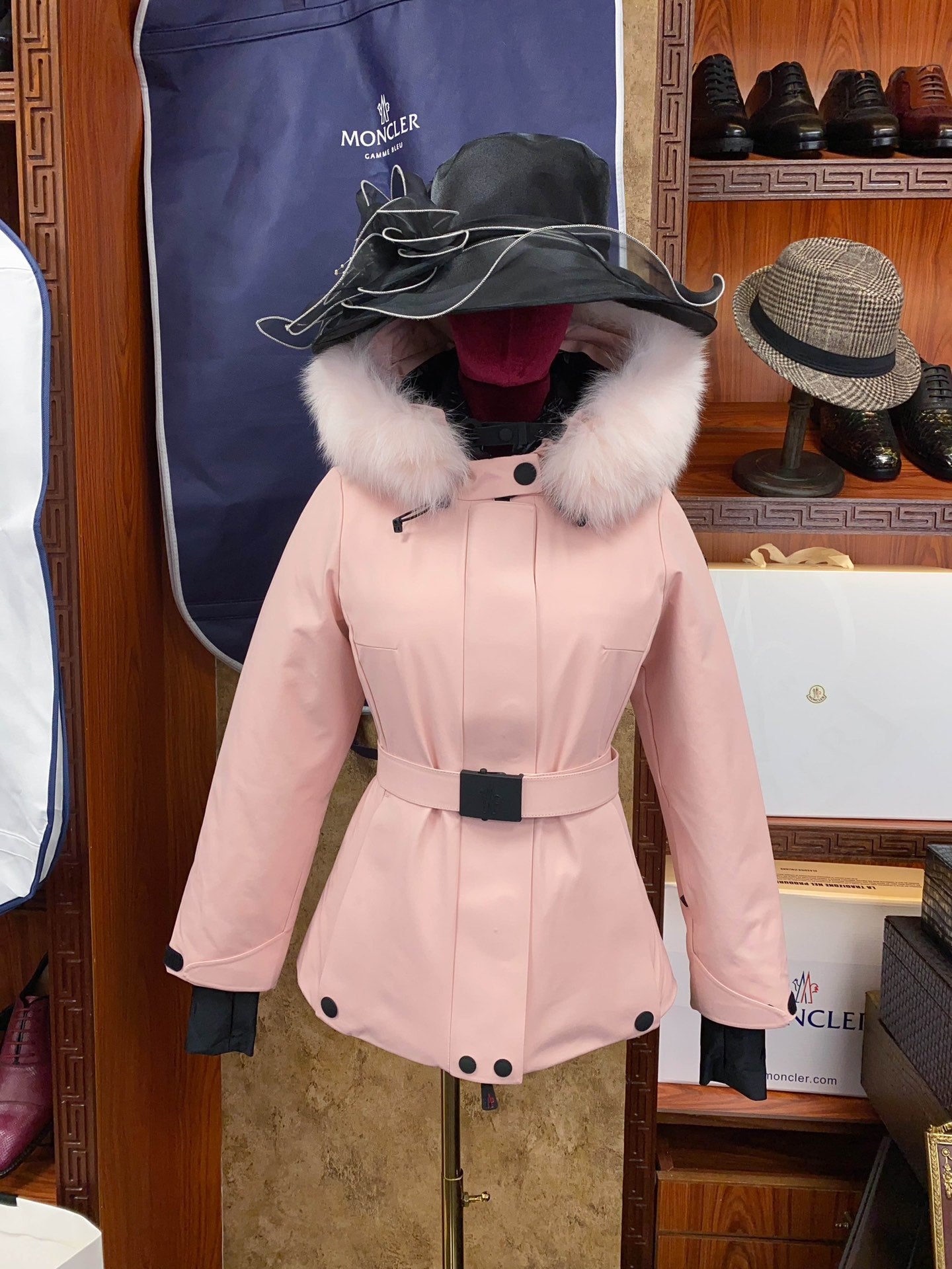 Women's Moncler Grenble Laplance Down Ski Jacket - High-End Alpine Performance