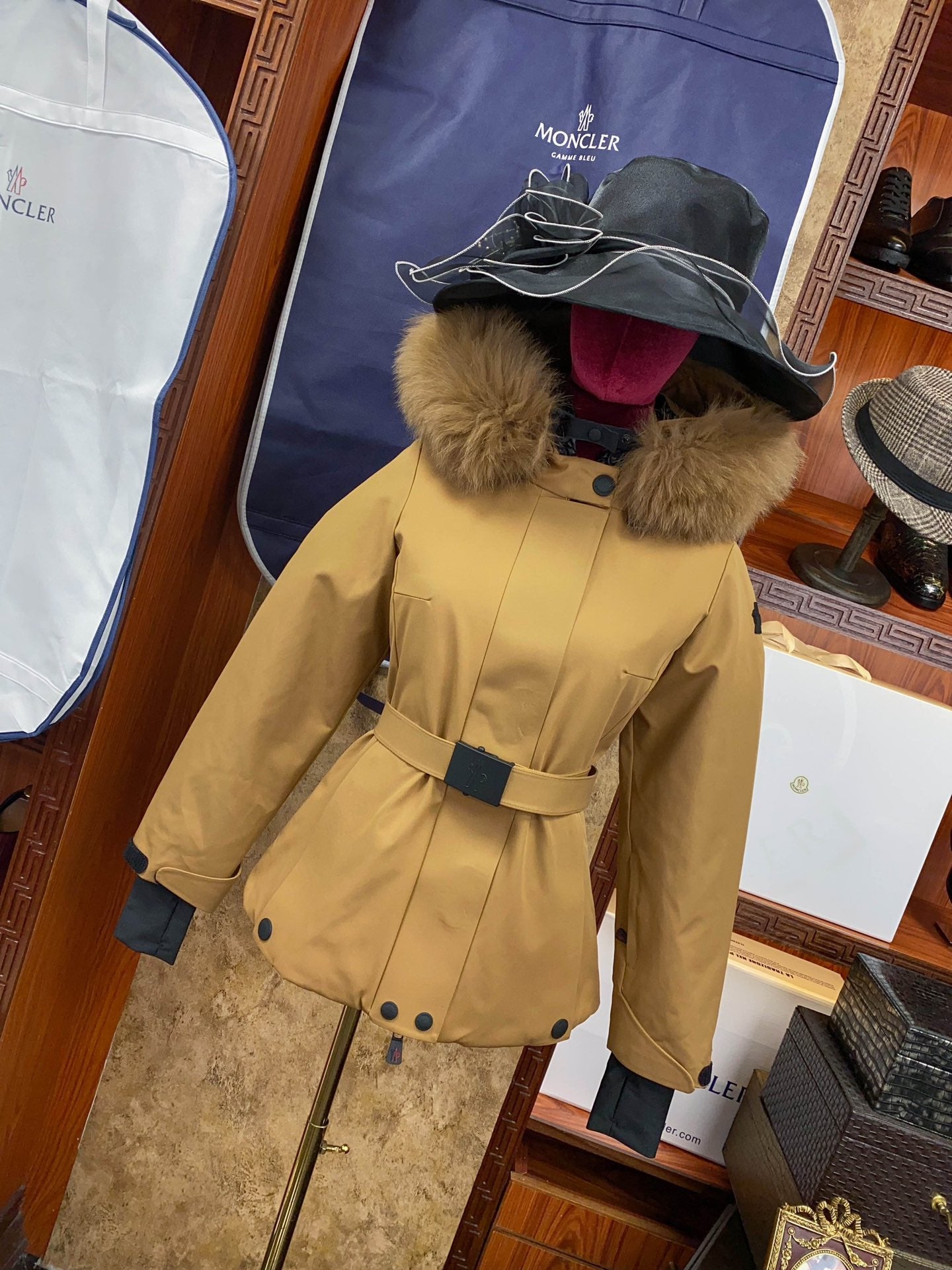 Moncler Laplance Women's Down Ski Jacket - High-End Alpine Performance