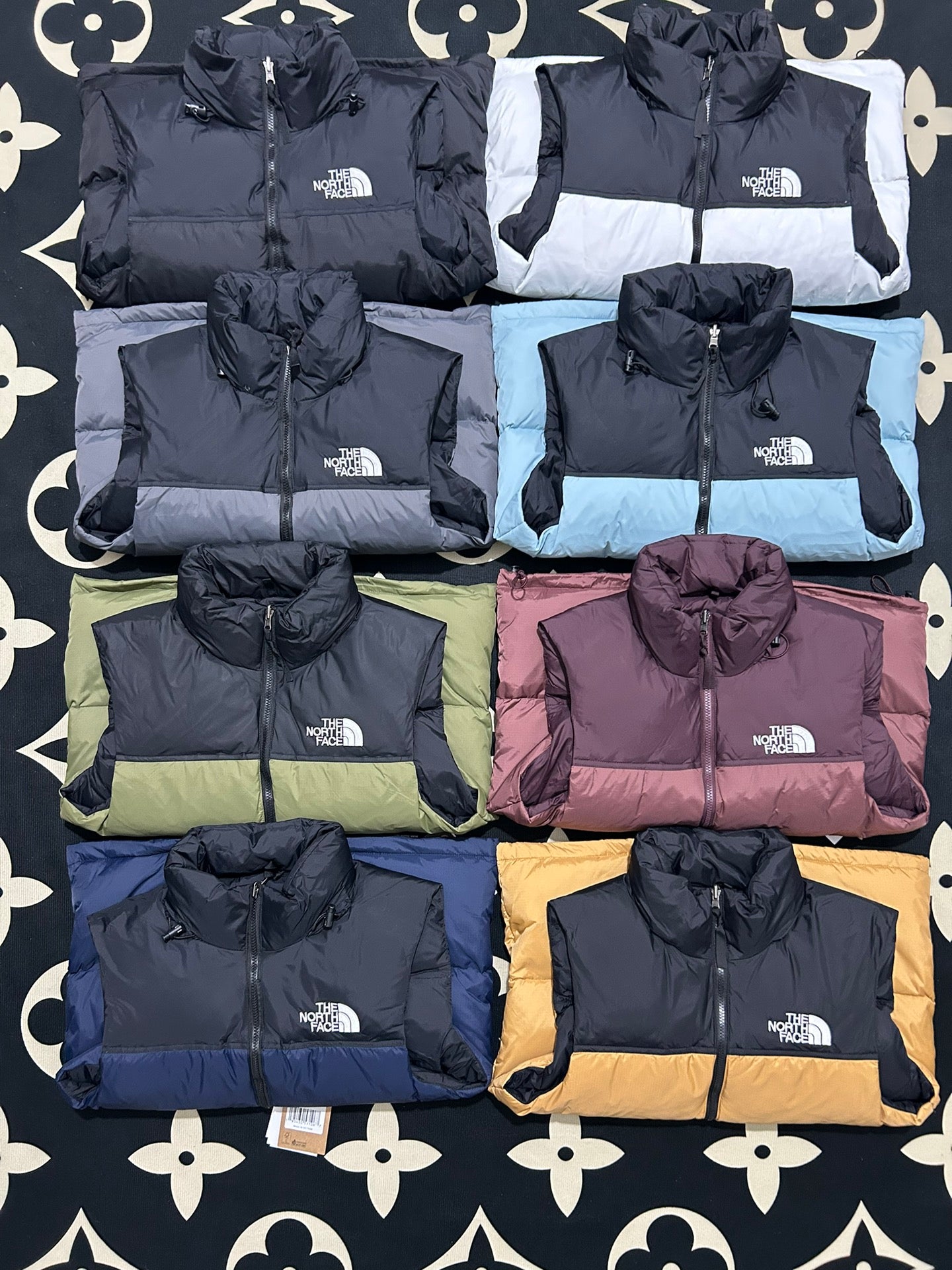 North Face 1996 Classic Down Vest for Men and Women - Stylish & Warm Winter Essentials