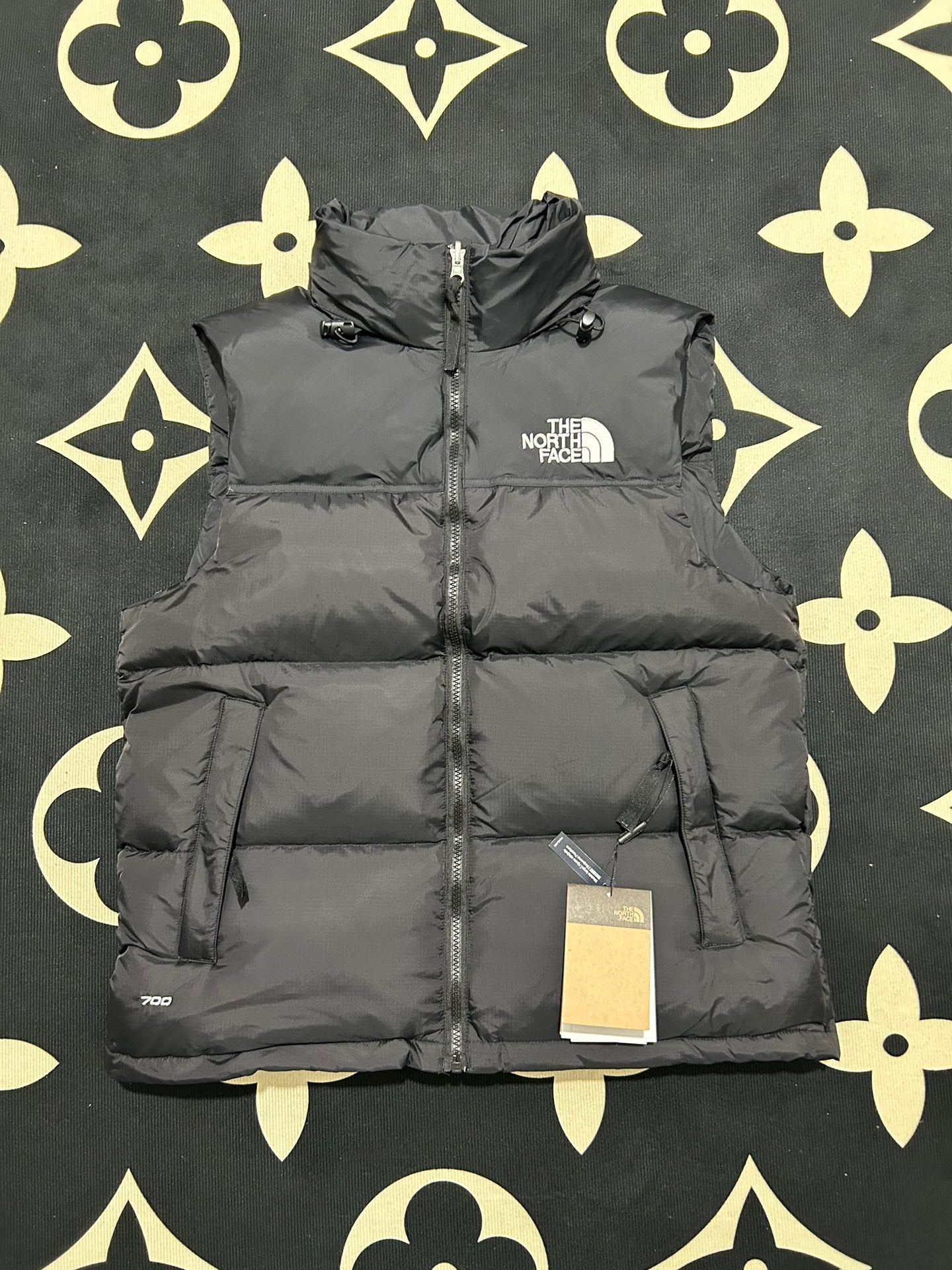 The North Face Unisex 1996 Classic Logo Down Vest - Winter Essential
