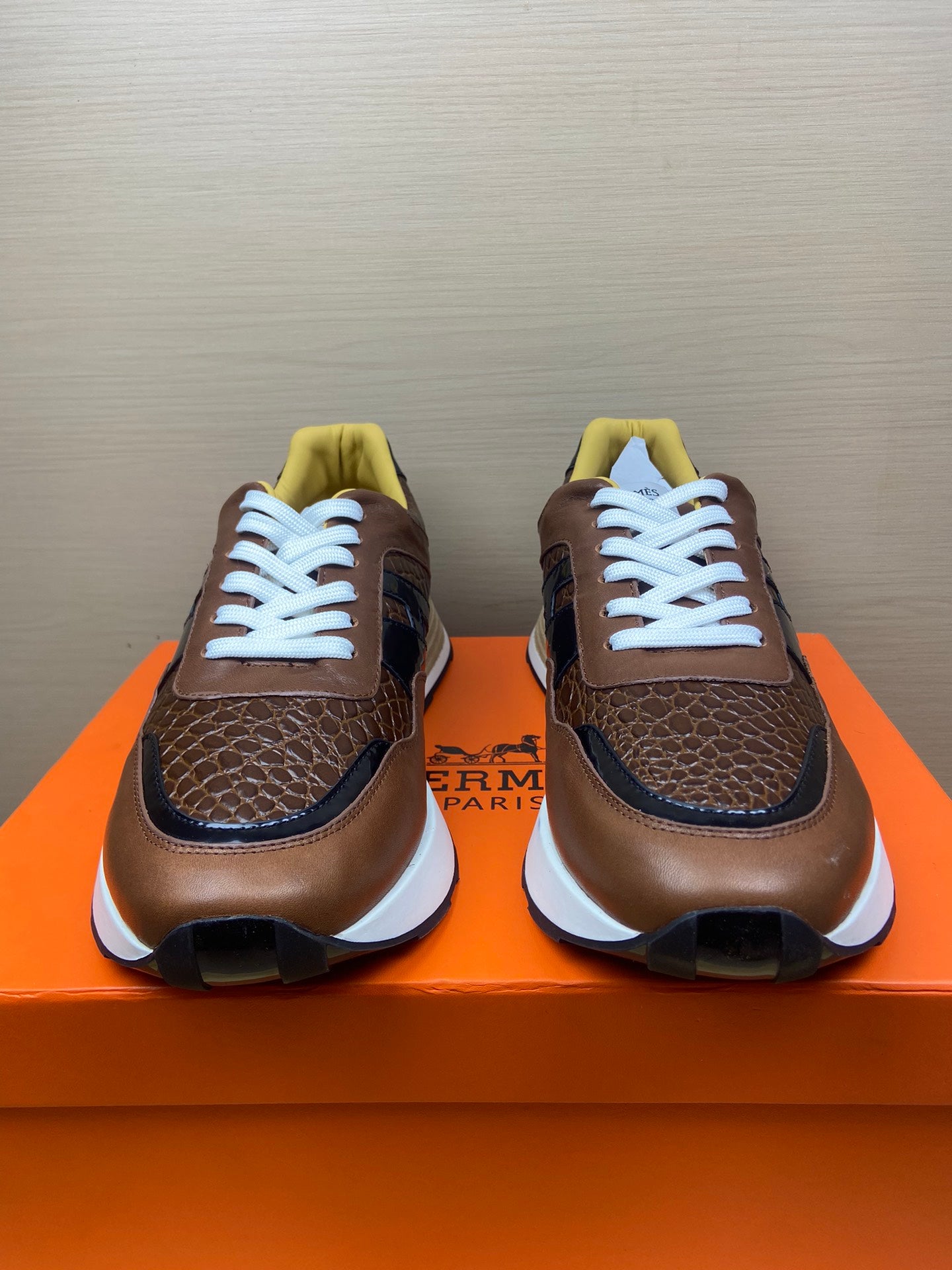 HermÃ¨s SS24 Spring/Summer Sports Shoes - Lightweight & Breathable Style