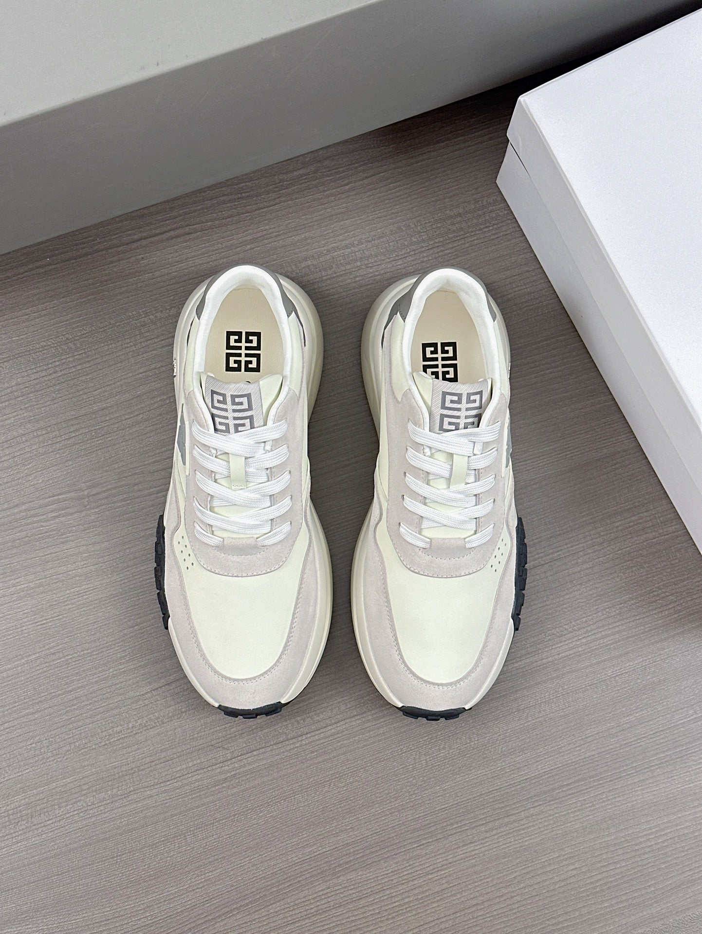 GIV 1 Men's Thick-Soled Height-Increasing Casual Sports Shoes