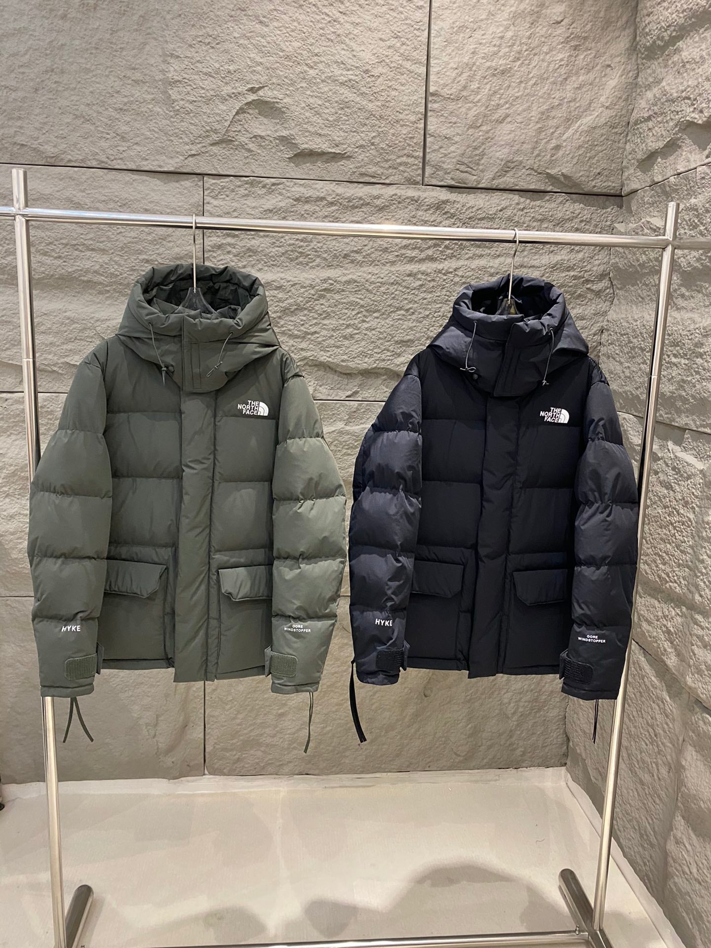 The North Face HYKE Hooded Down Jacket - Premium GORE-TEX Insulation