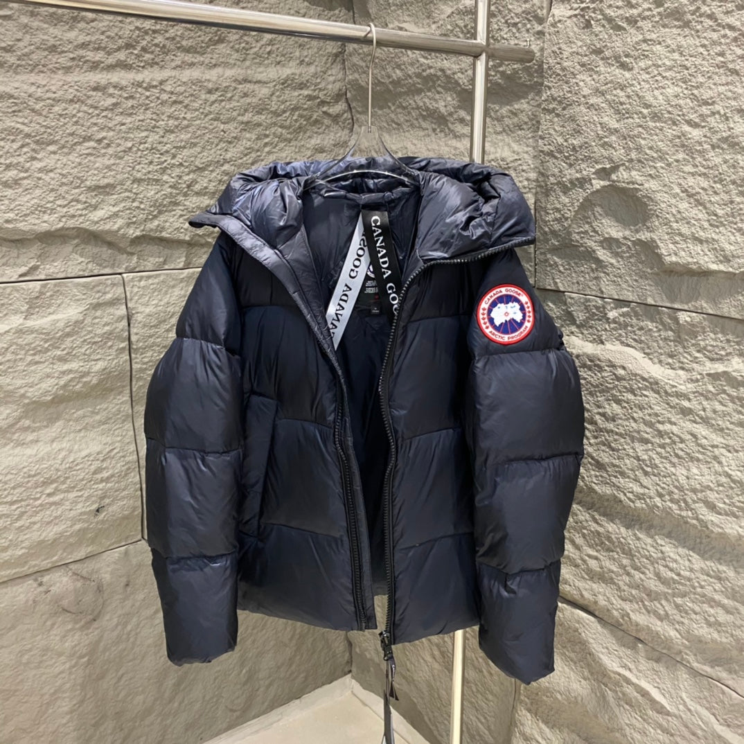 ** Canada Goose Crofton Series Down Jacket - Silver Birch

**