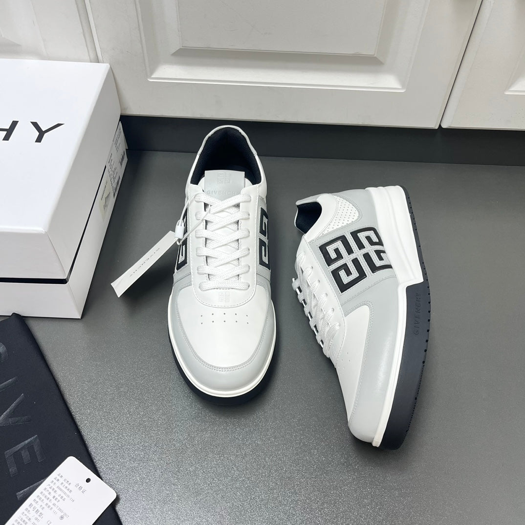Givenchy G4 Series Leather Low-Top Sneakers