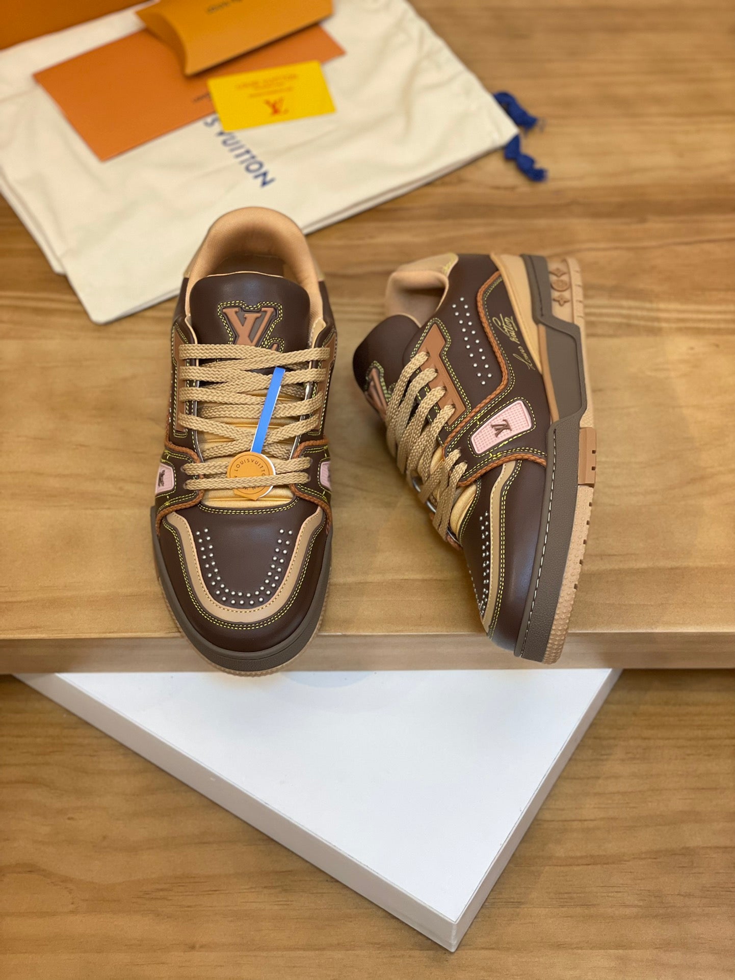 Luxury Louis Vuitton Sports & Casual Shoes - Handcrafted Comfort