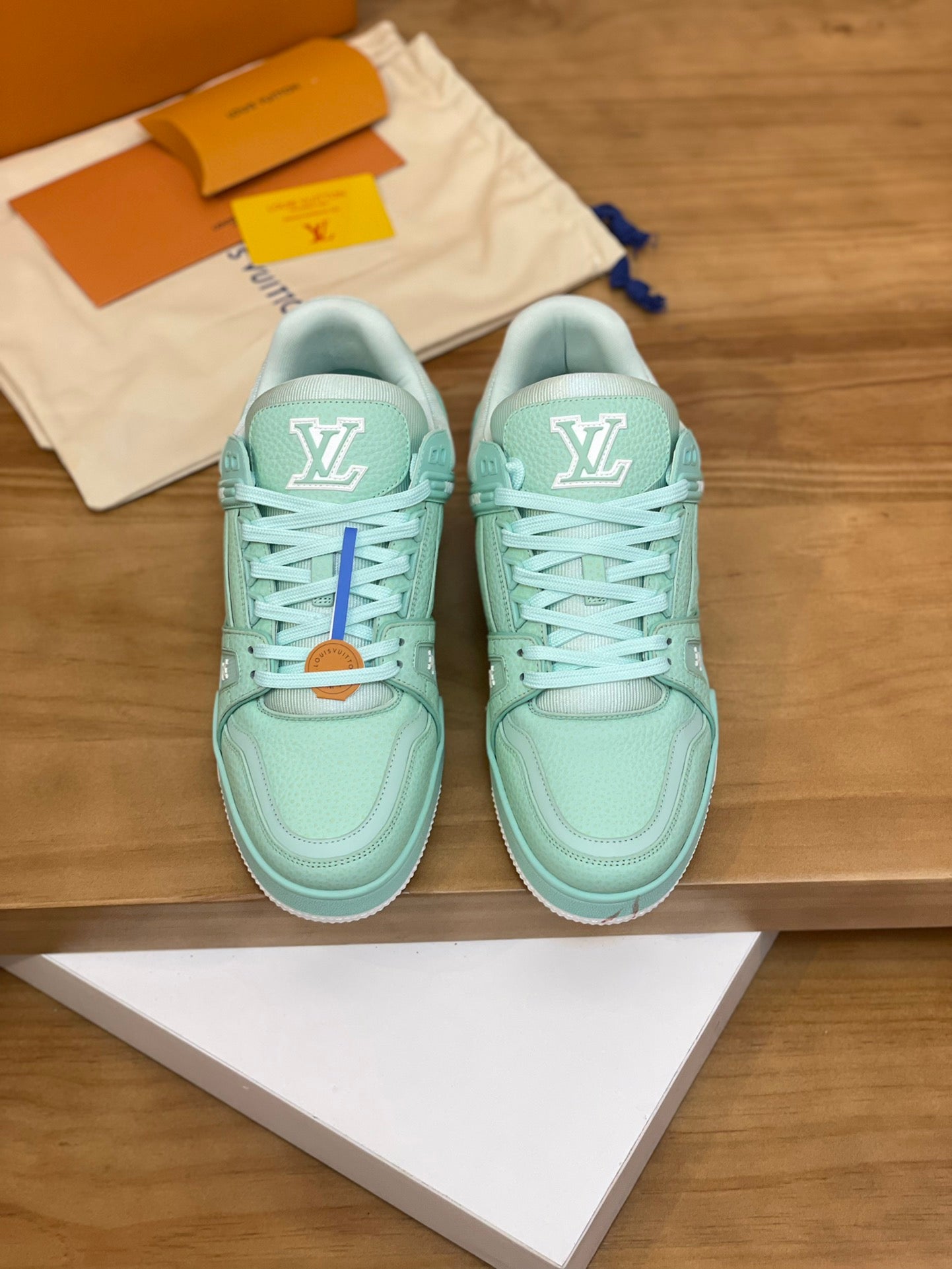 Louis Vuitton 2024 Catwalk Replica Trainers - Premium Comfort & Design