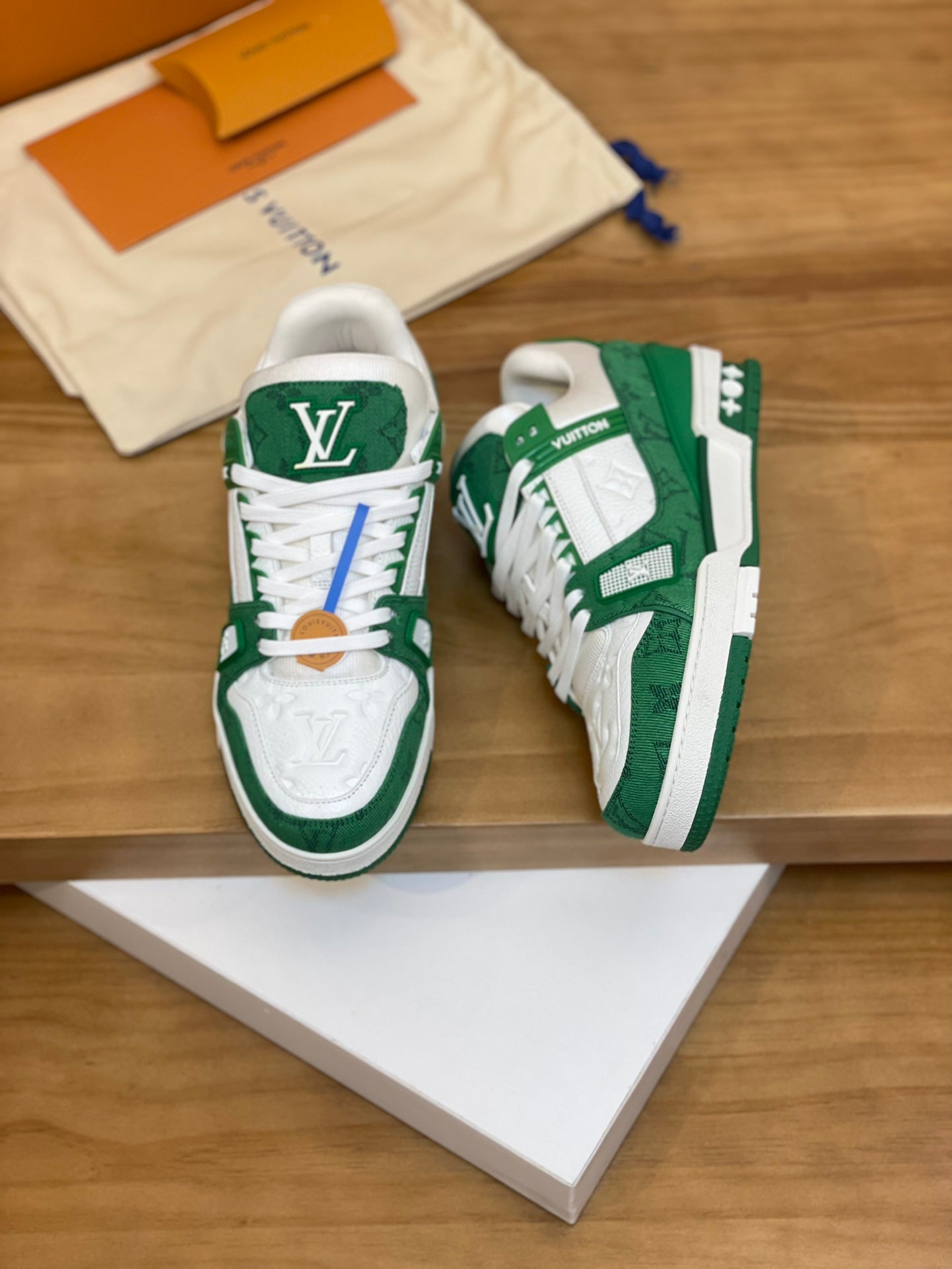 Customizable Luxury Trainer Sneakers - Level Up Your Style