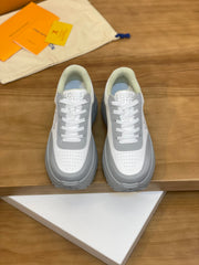 Louis Vuitton LV Discovery Couple's Sneakers - 2024 Spring Collection