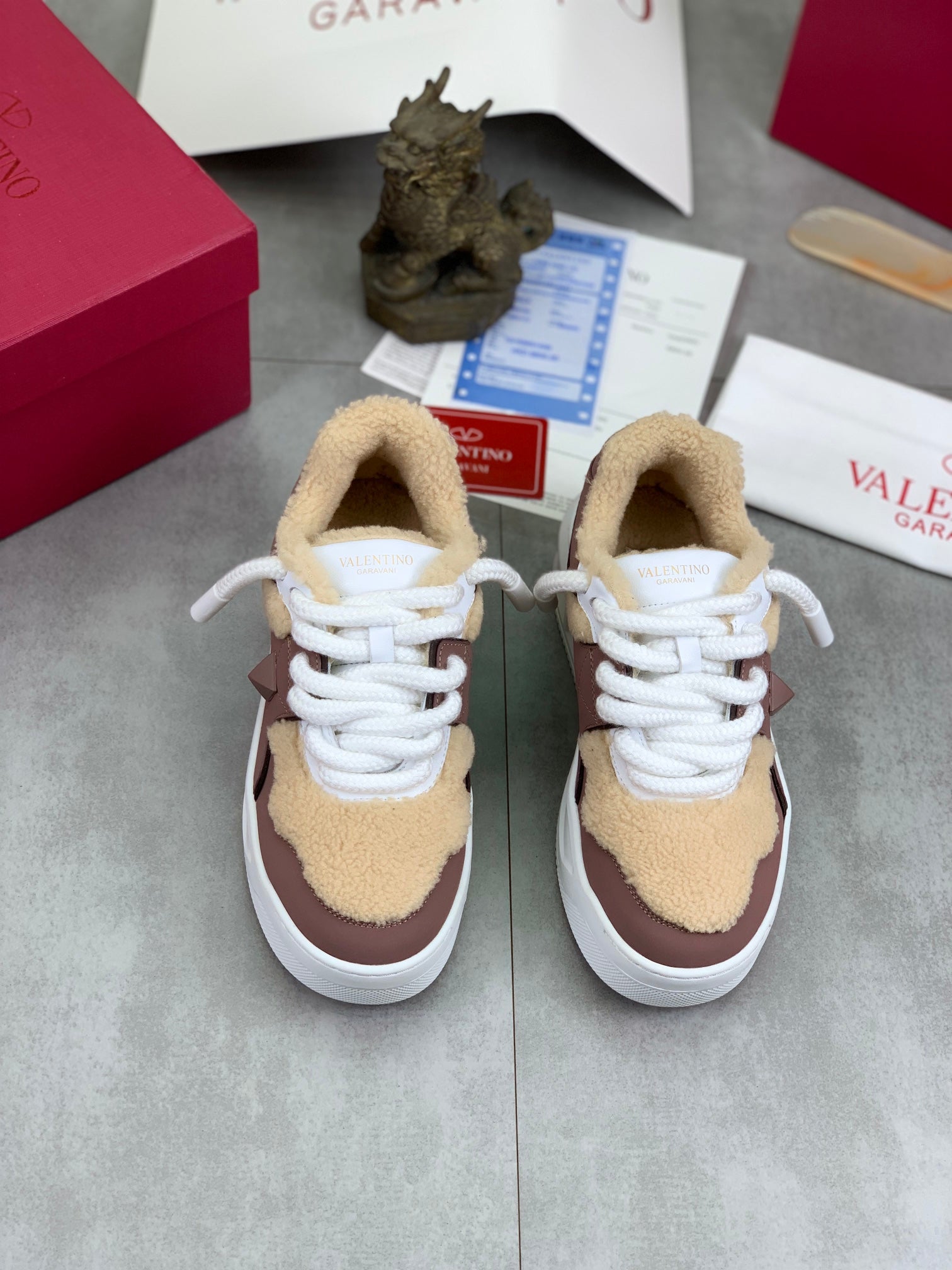 Valentino 2025 Autumn Star Shoes - Luxury Wool-Lined Couple Footwear