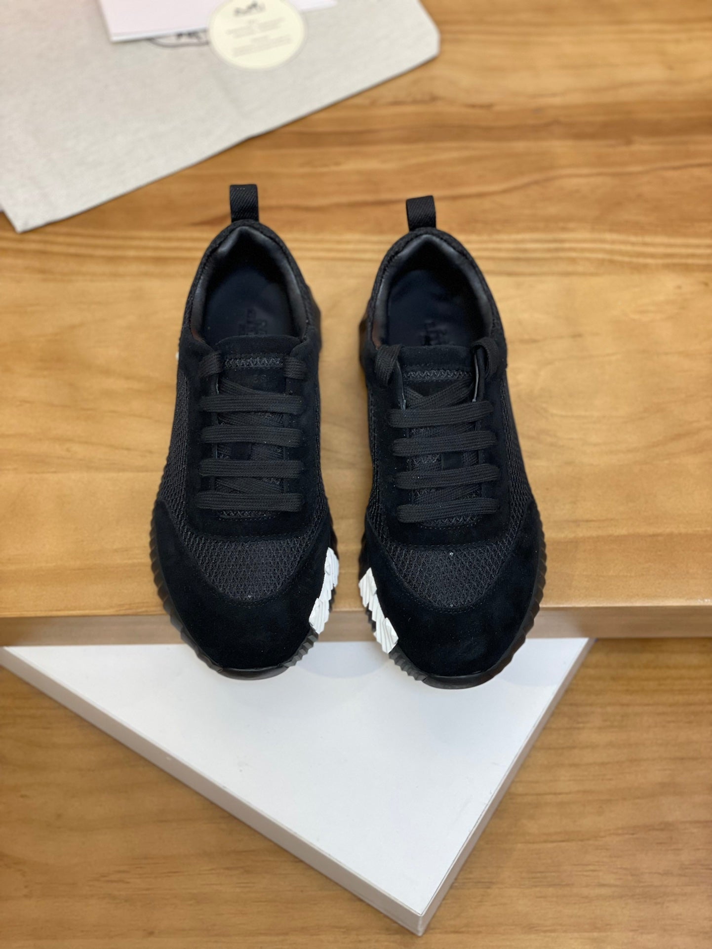 HermÃ¨s Low-Top Sneakers - Premium Quality for Couples