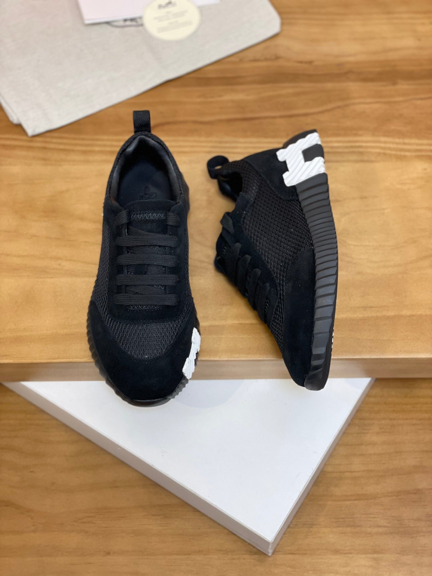 HermÃ¨s Low-Top Sneakers - Premium Quality for Couples