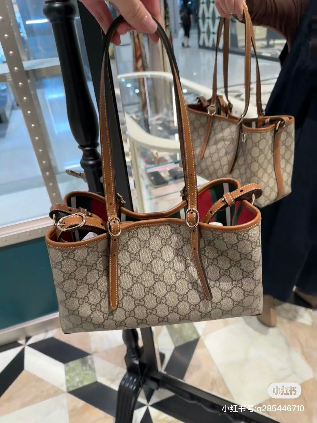 Gucci Premium Leather Tote Bag - Stylish & Versatile