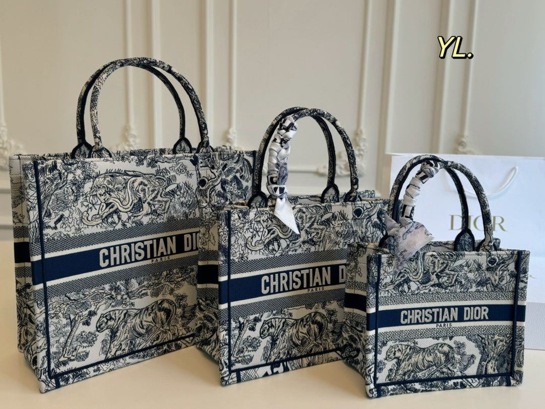 Retro Dior Embroidered Canvas Tote Bag - Stylish and Versatile