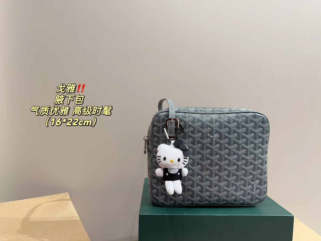 Goyard Underarm Bag - Elegant Fashion Accessory