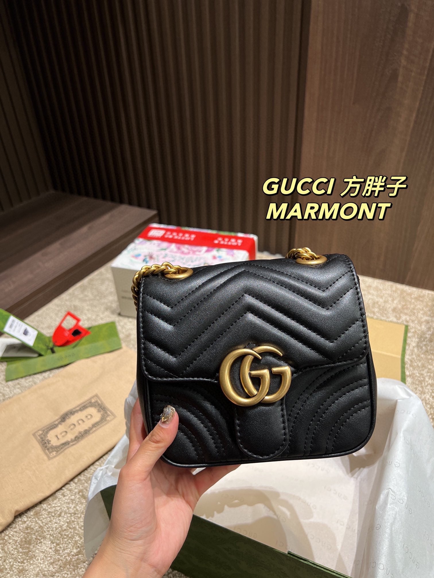 Cool Fat Man MARMONT Airplane Box - Stylish Design