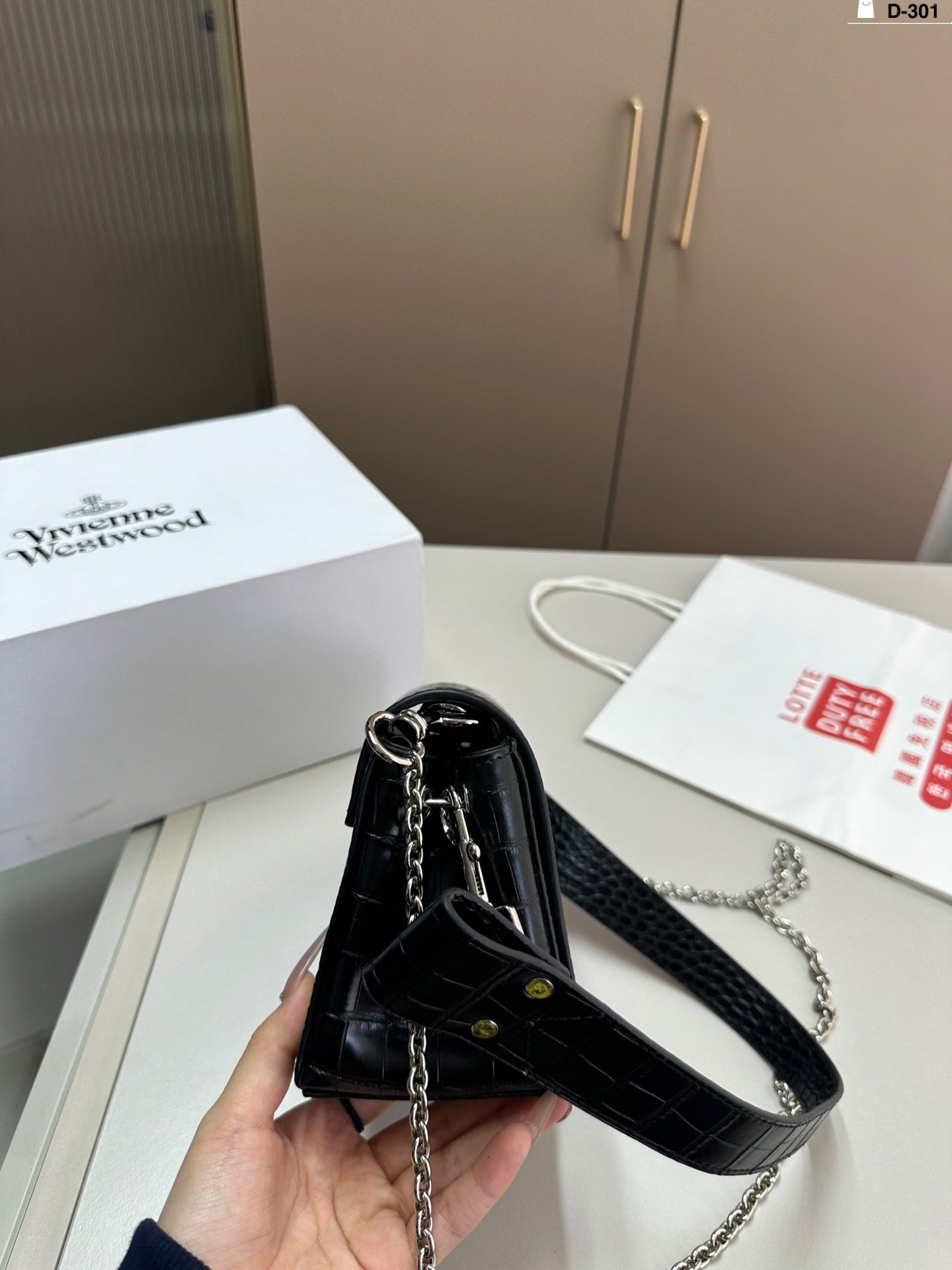 Retro Black Armpit Bag - Queen Mother of the West