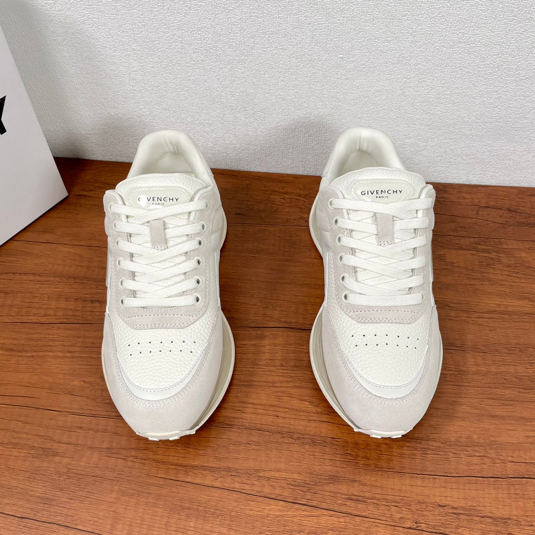 Givenchy Men's Thick-Soled Spliced Air Cushion Sneakers