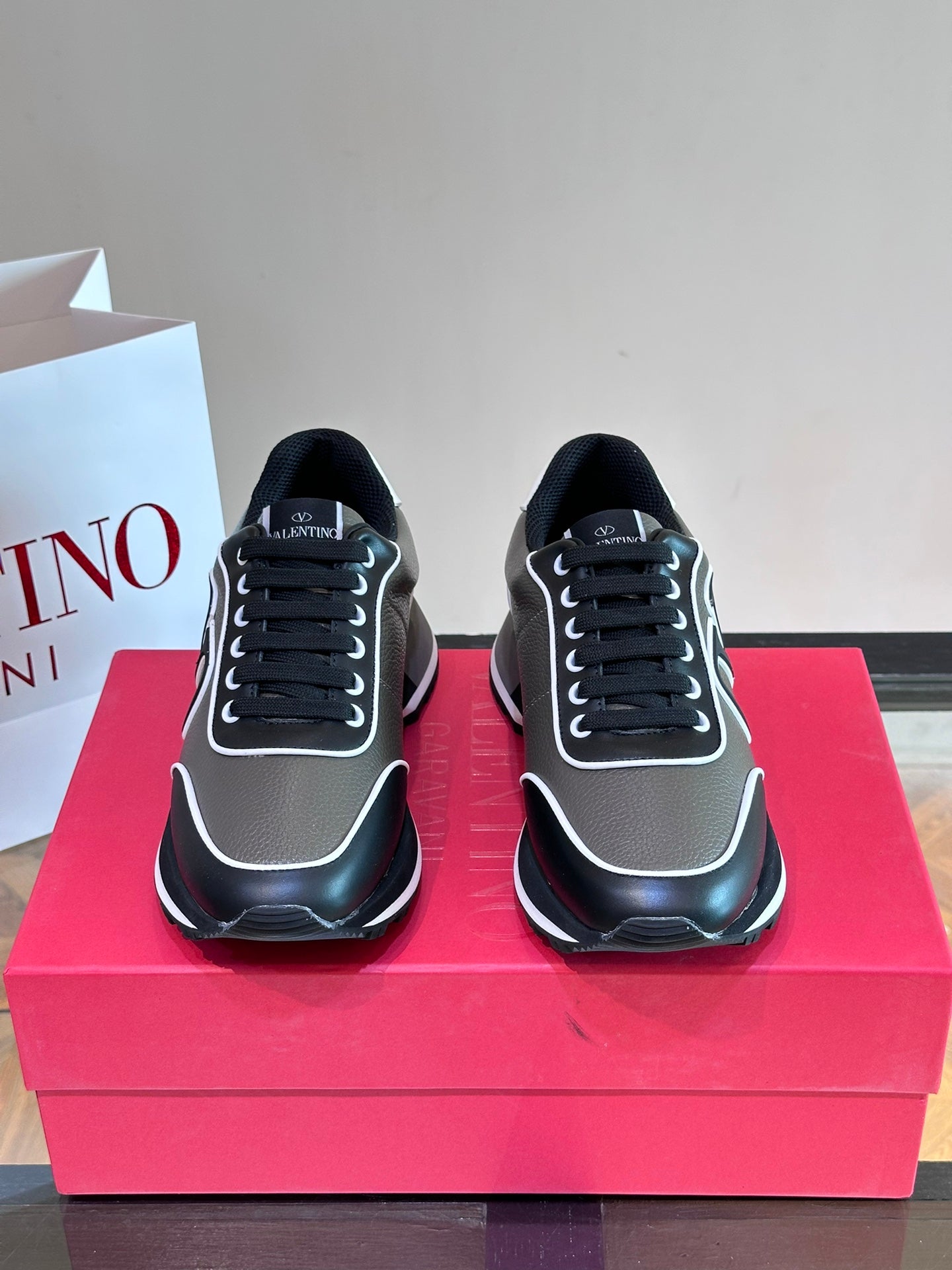 VALENTIN Men's Casual Sports Shoes - Versatile Style & Comfort