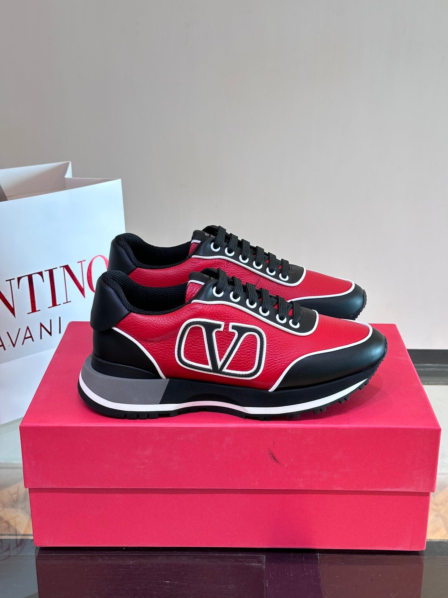 VALENTIN Men's Casual Sports Shoes - Versatile Calfskin Footwear