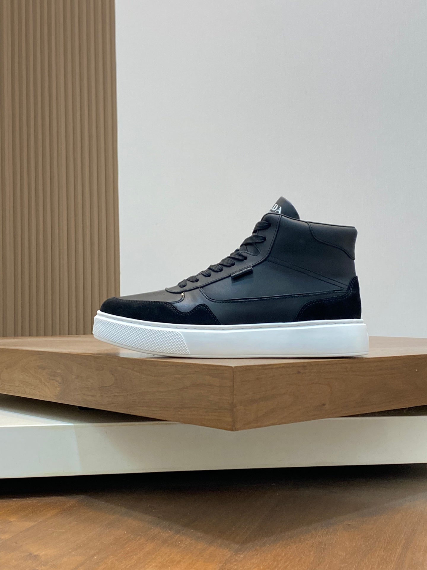 Prada Men's High-Top Leather Sneakers - Stylish & Comfortable