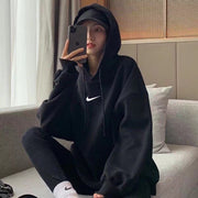 Unisex Nike Plush Hooded Sweatshirt â€“ Stylish & Comfortable