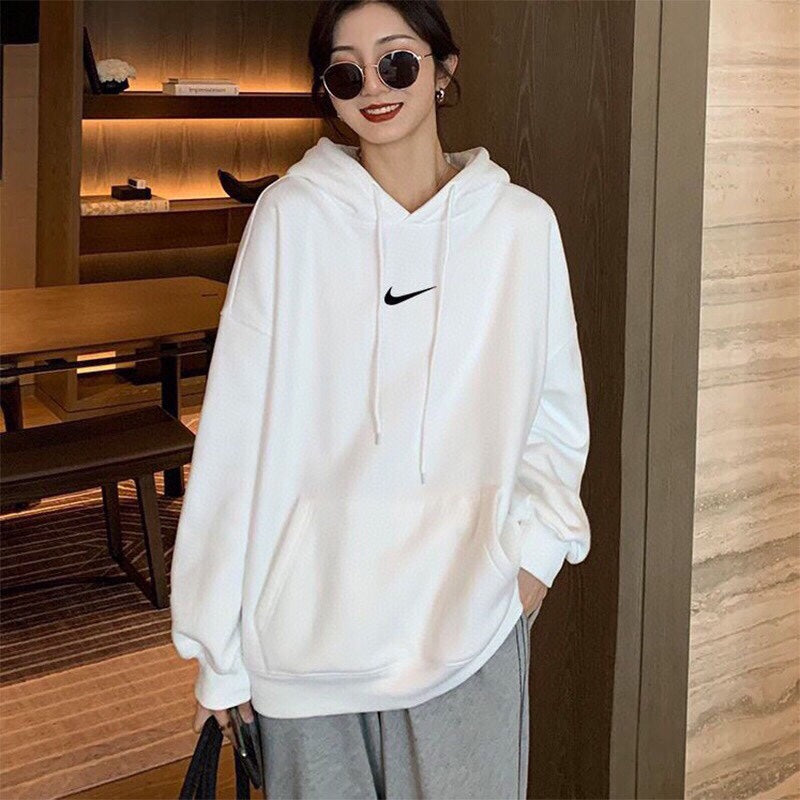 Unisex Nike Plush Hooded Sweatshirt â€“ Stylish & Comfortable