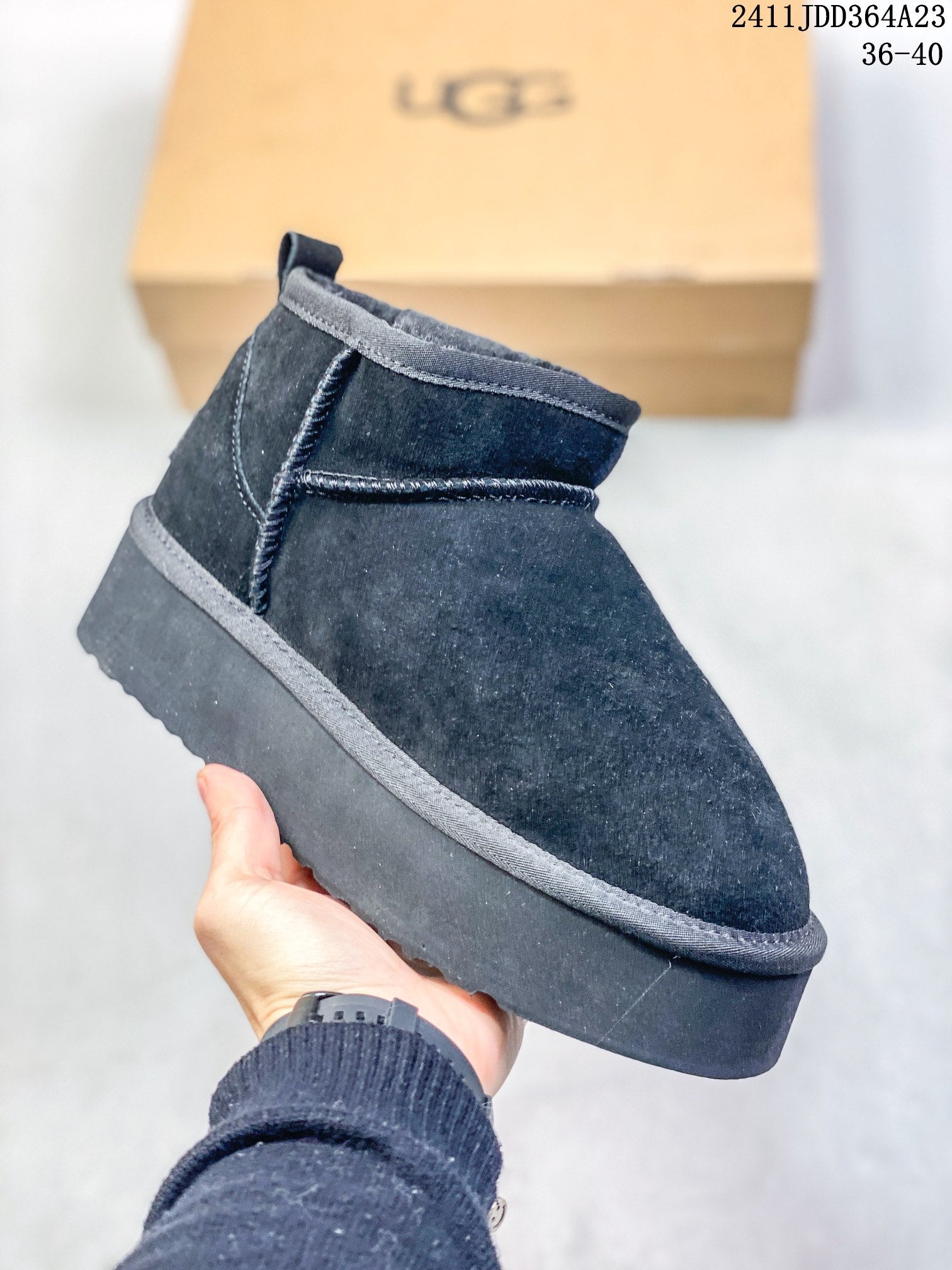 Women's Zhou Dongyu Thick-Soled Fur Snow Boots - Winter 2024 Collection