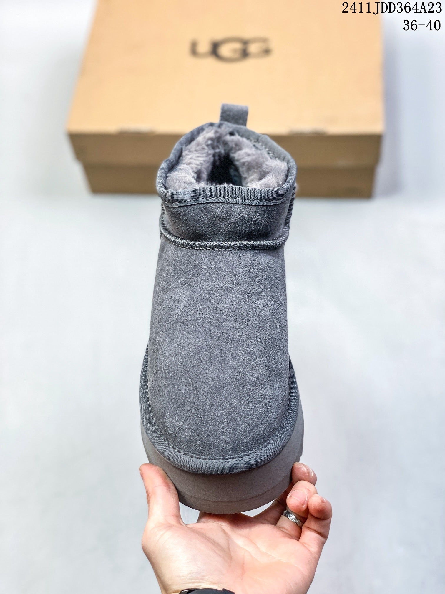 Women's Thick-Soled Fur Lined Snow Boots - 2024 Winter Collection