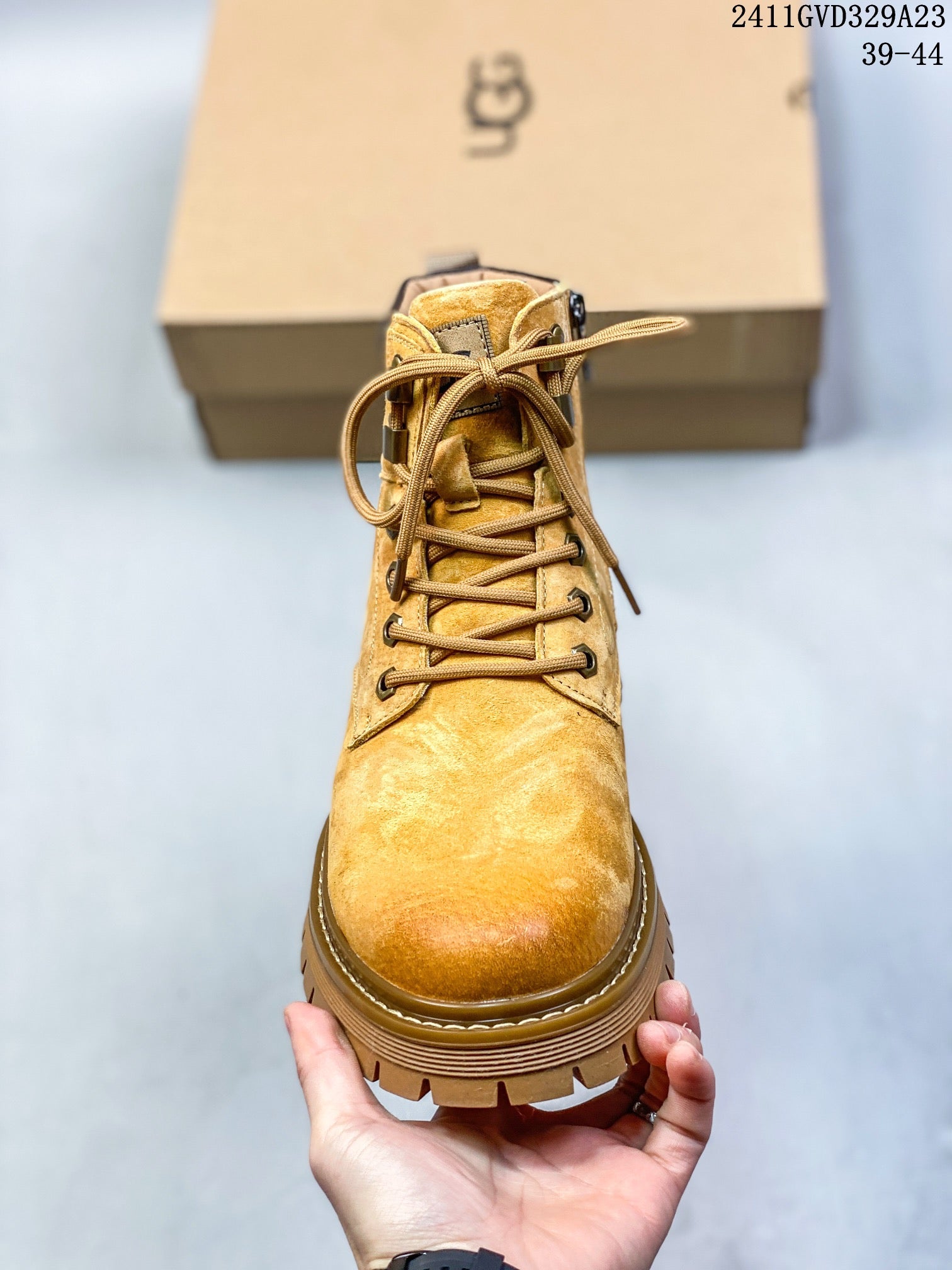 UGG Tasman Hybrid Mid-Top Casual Boots for Men - Winter Essentials